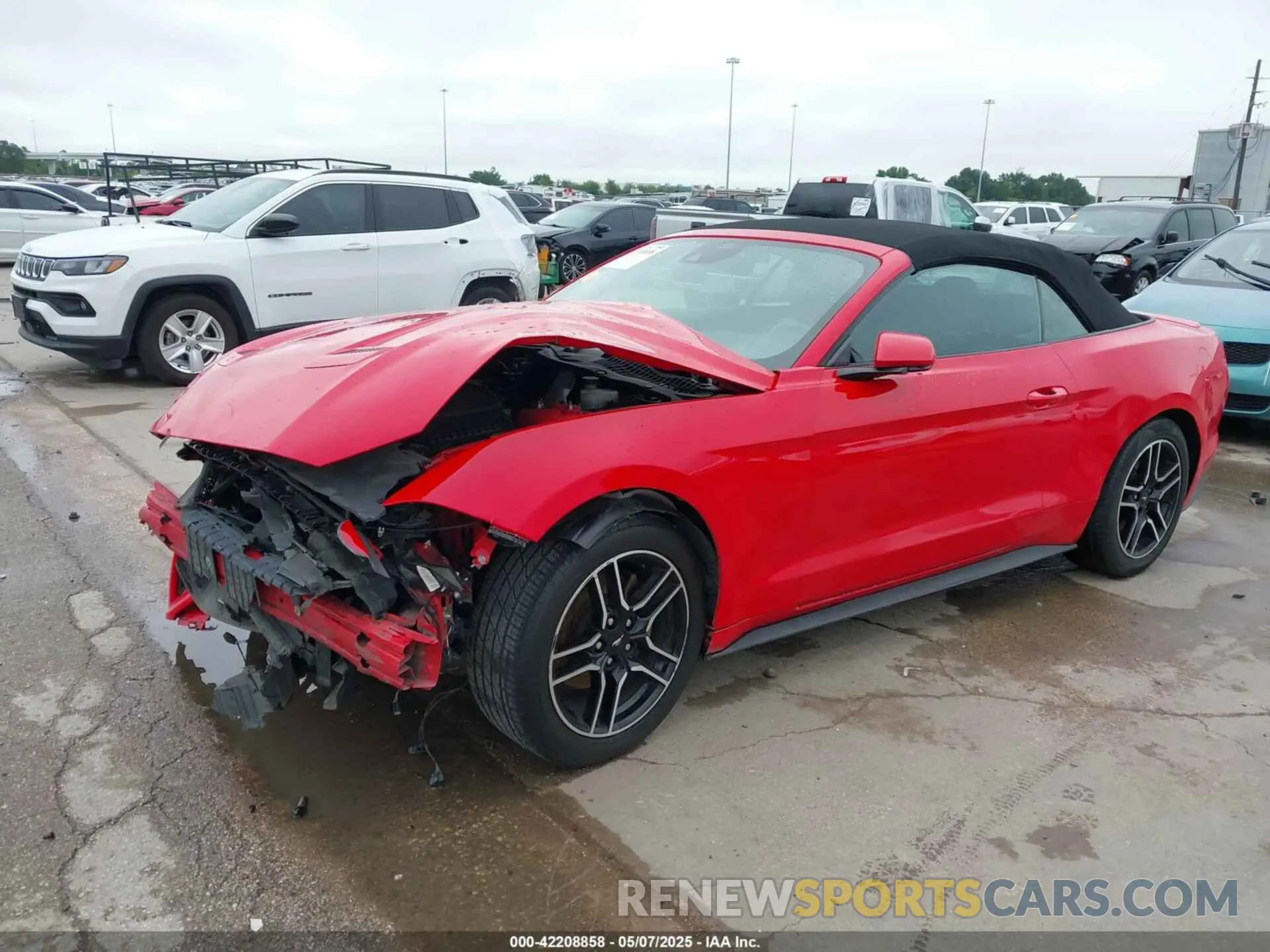 2 Photograph of a damaged car 1FATP8UH5M5105624 FORD MUSTANG 2021