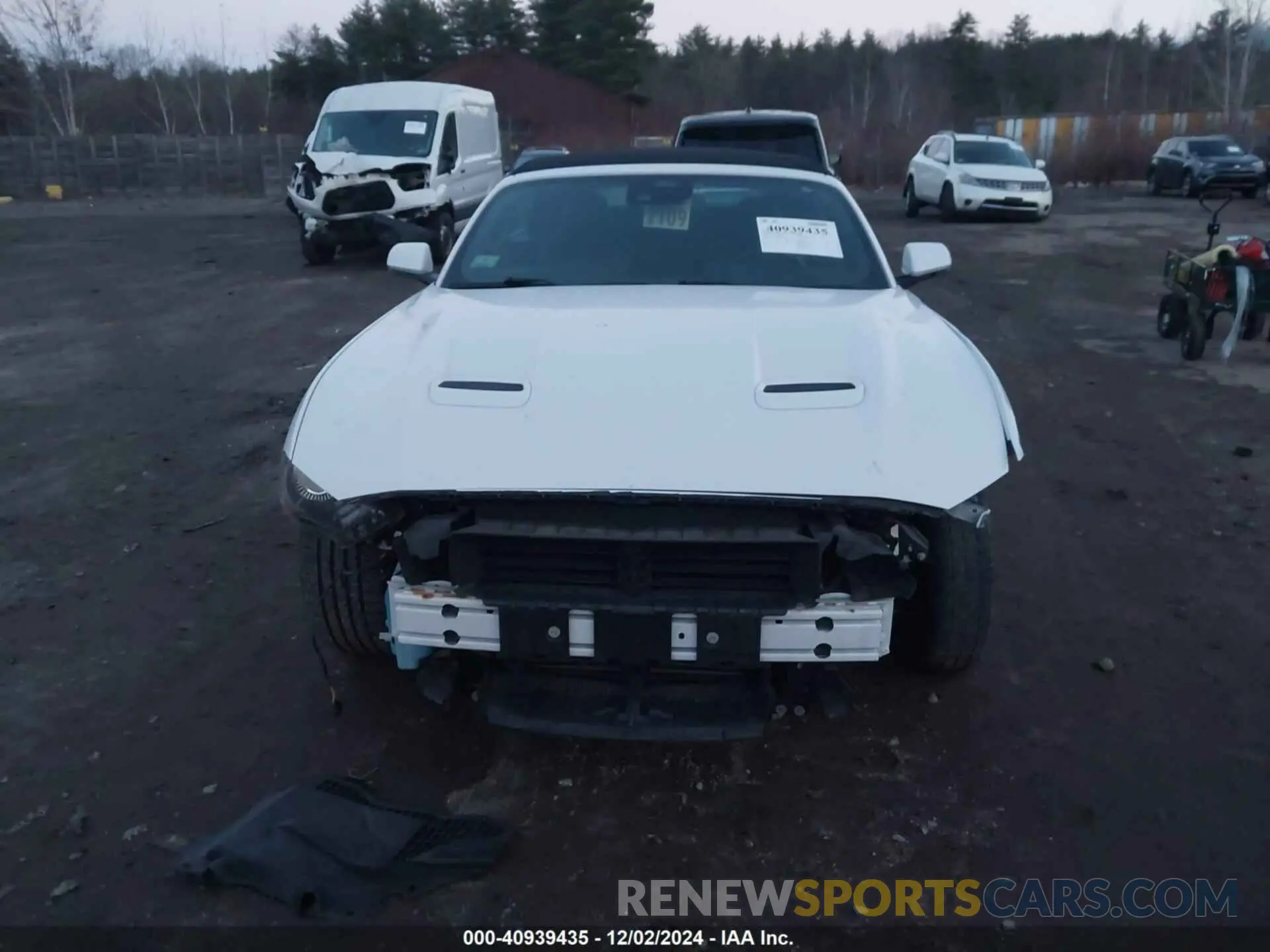 13 Photograph of a damaged car 1FATP8UH5M5122696 FORD MUSTANG 2021