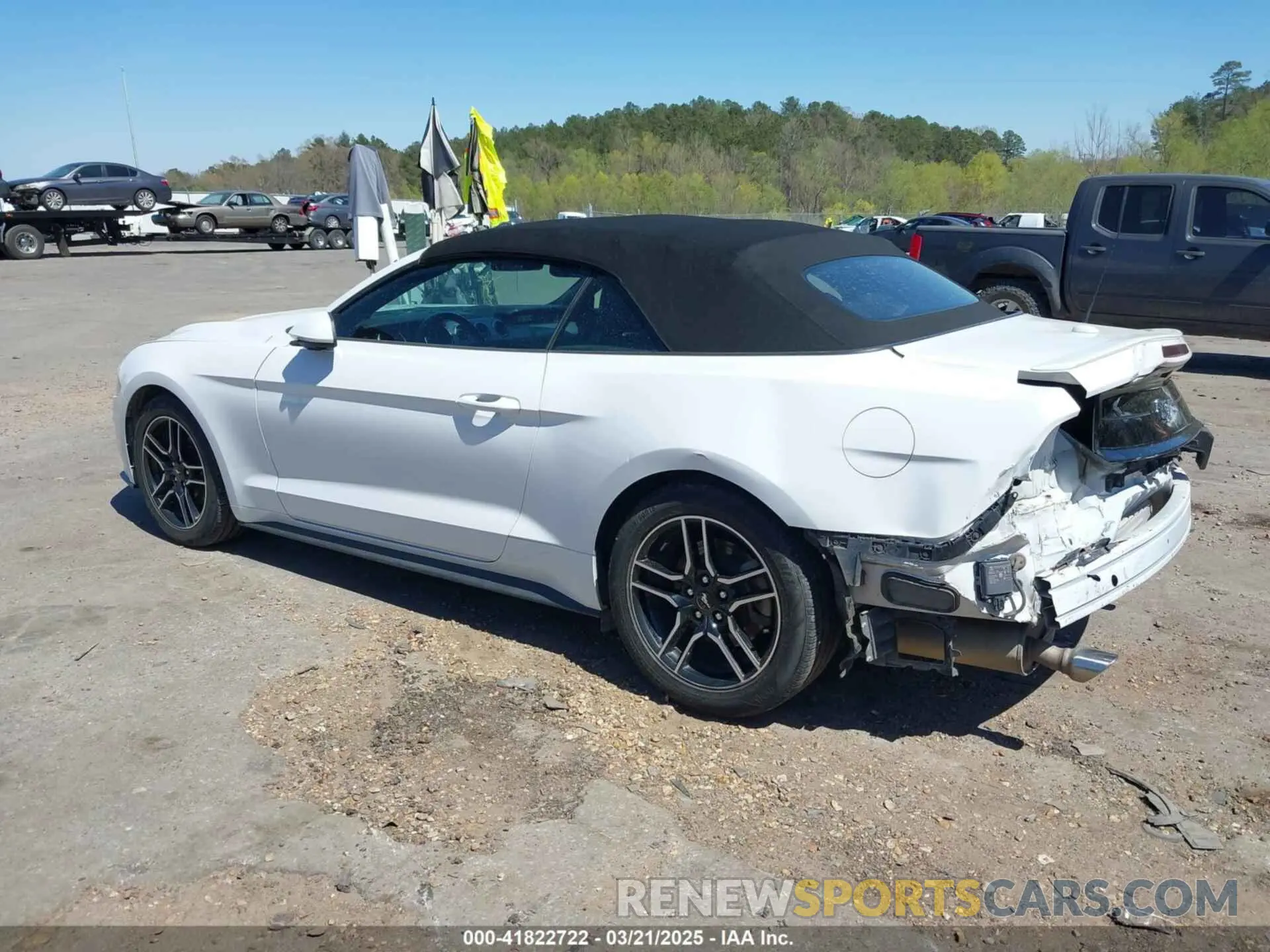 3 Photograph of a damaged car 1FATP8UH6M5103056 FORD MUSTANG 2021