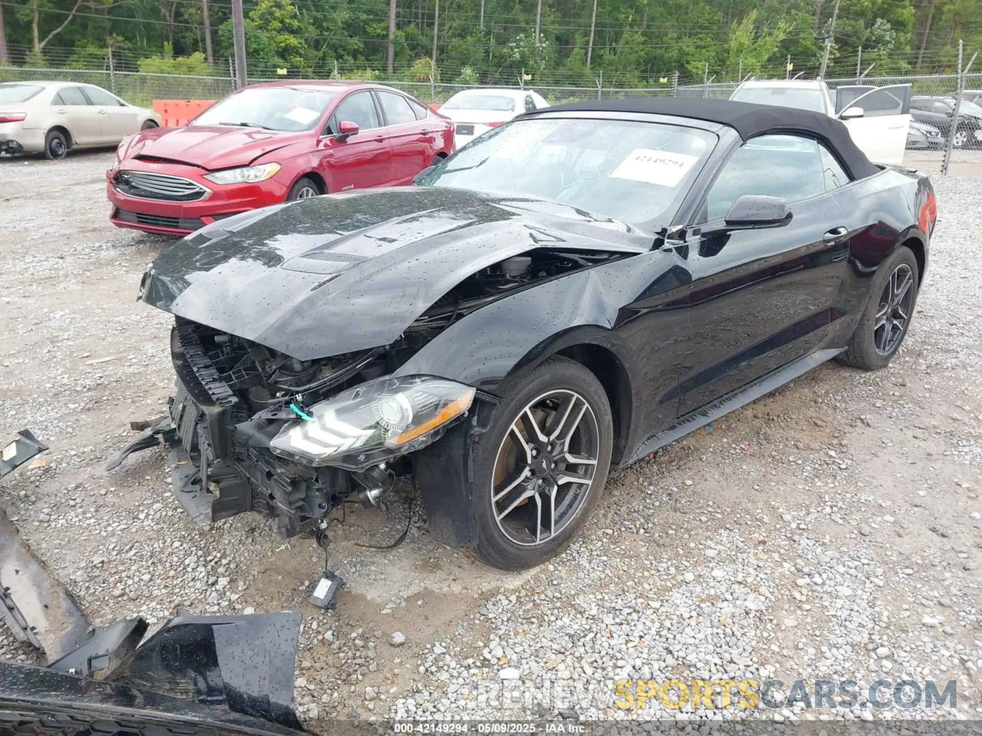 2 Photograph of a damaged car 1FATP8UH6M5152841 FORD MUSTANG 2021