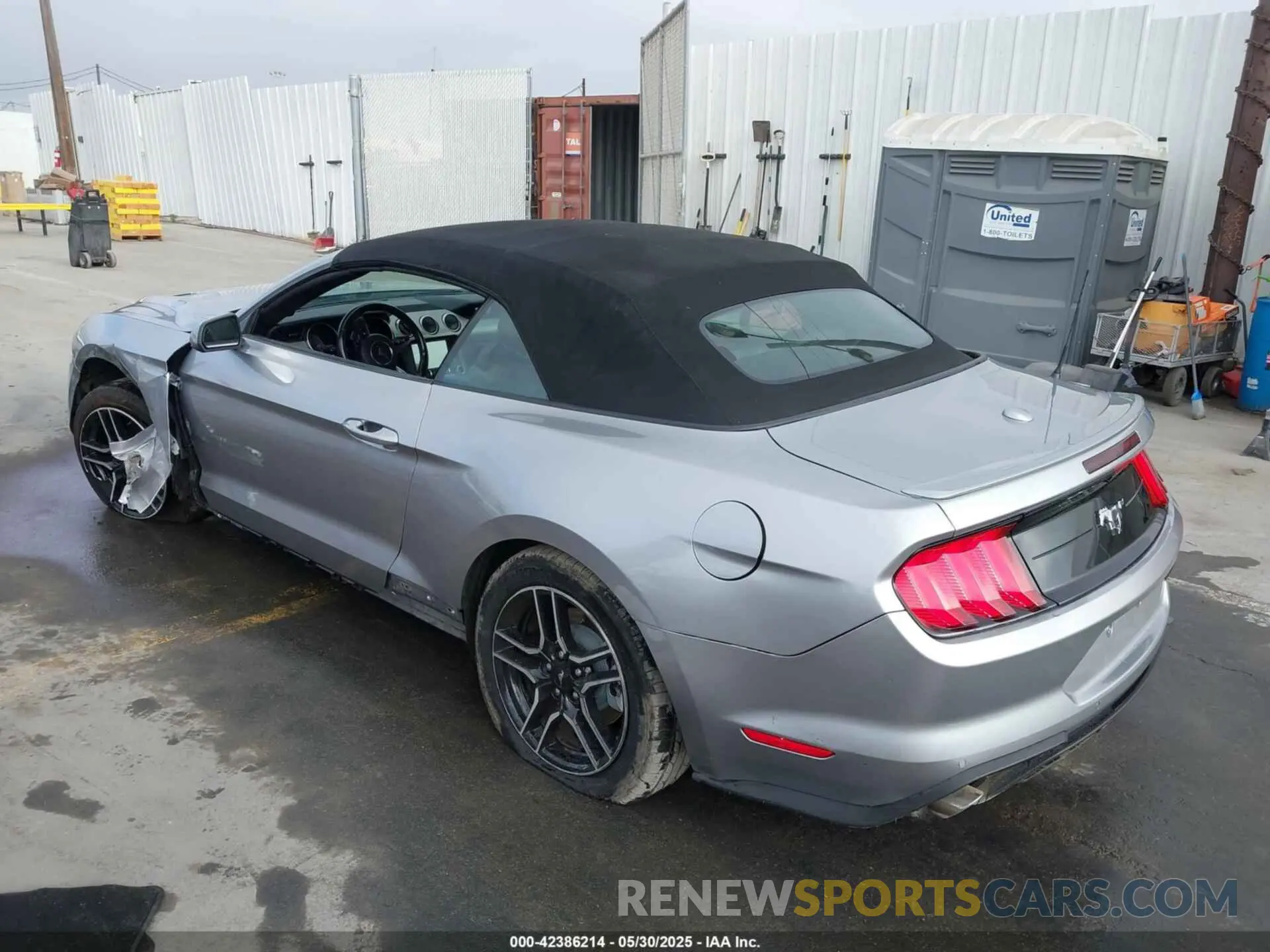 3 Photograph of a damaged car 1FATP8UH7M5115605 FORD MUSTANG 2021