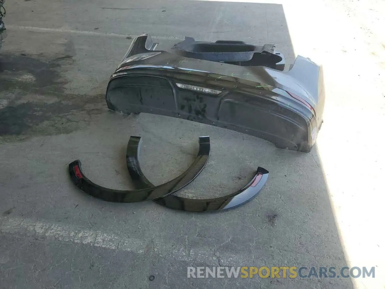 12 Photograph of a damaged car 3FMTK2R7XMMA36084 FORD MUSTANG 2021