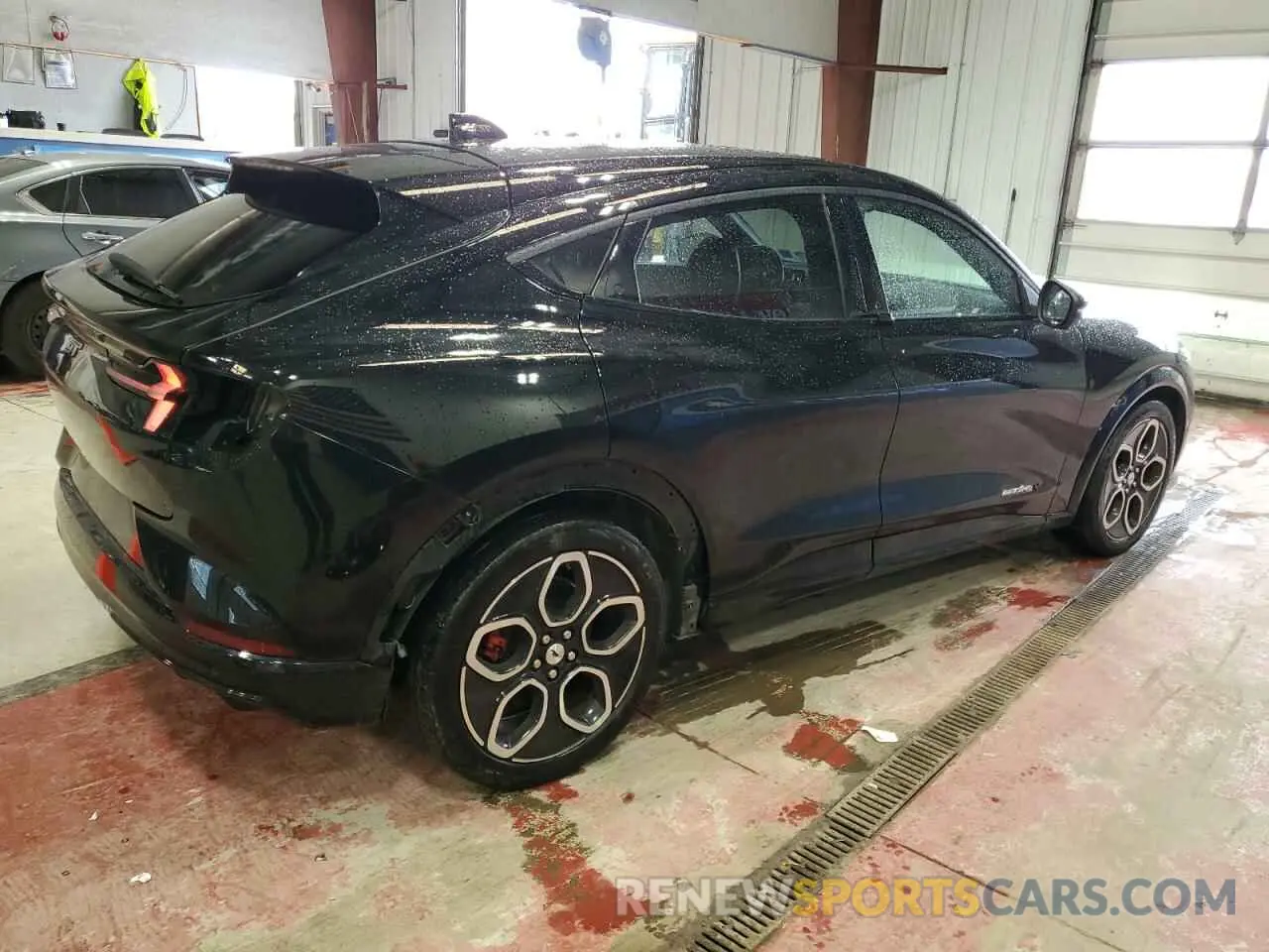 3 Photograph of a damaged car 3FMTK4SE6MME00831 FORD MUSTANG 2021