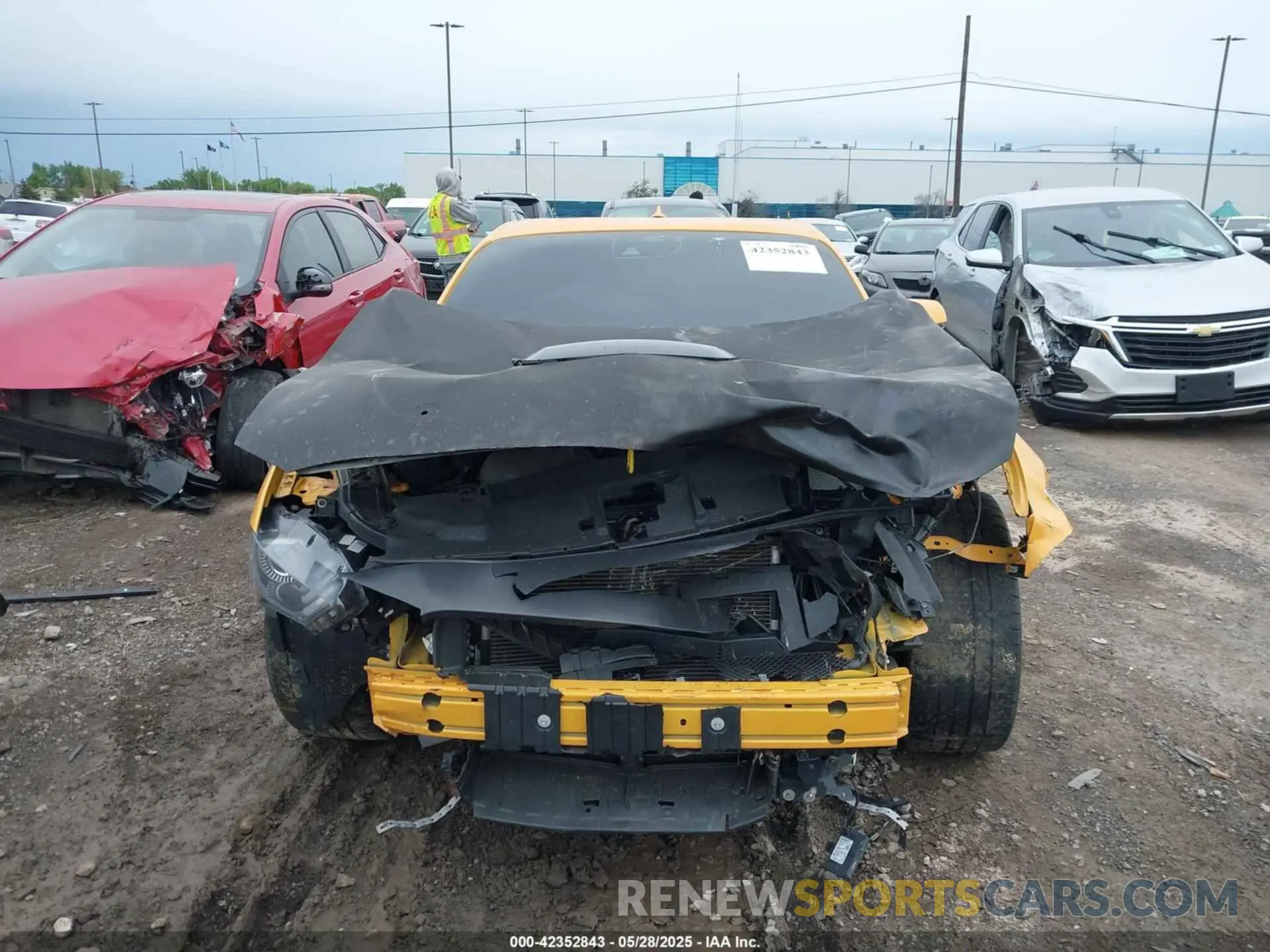 12 Photograph of a damaged car 1FA6P8CF0N5108669 FORD MUSTANG 2022