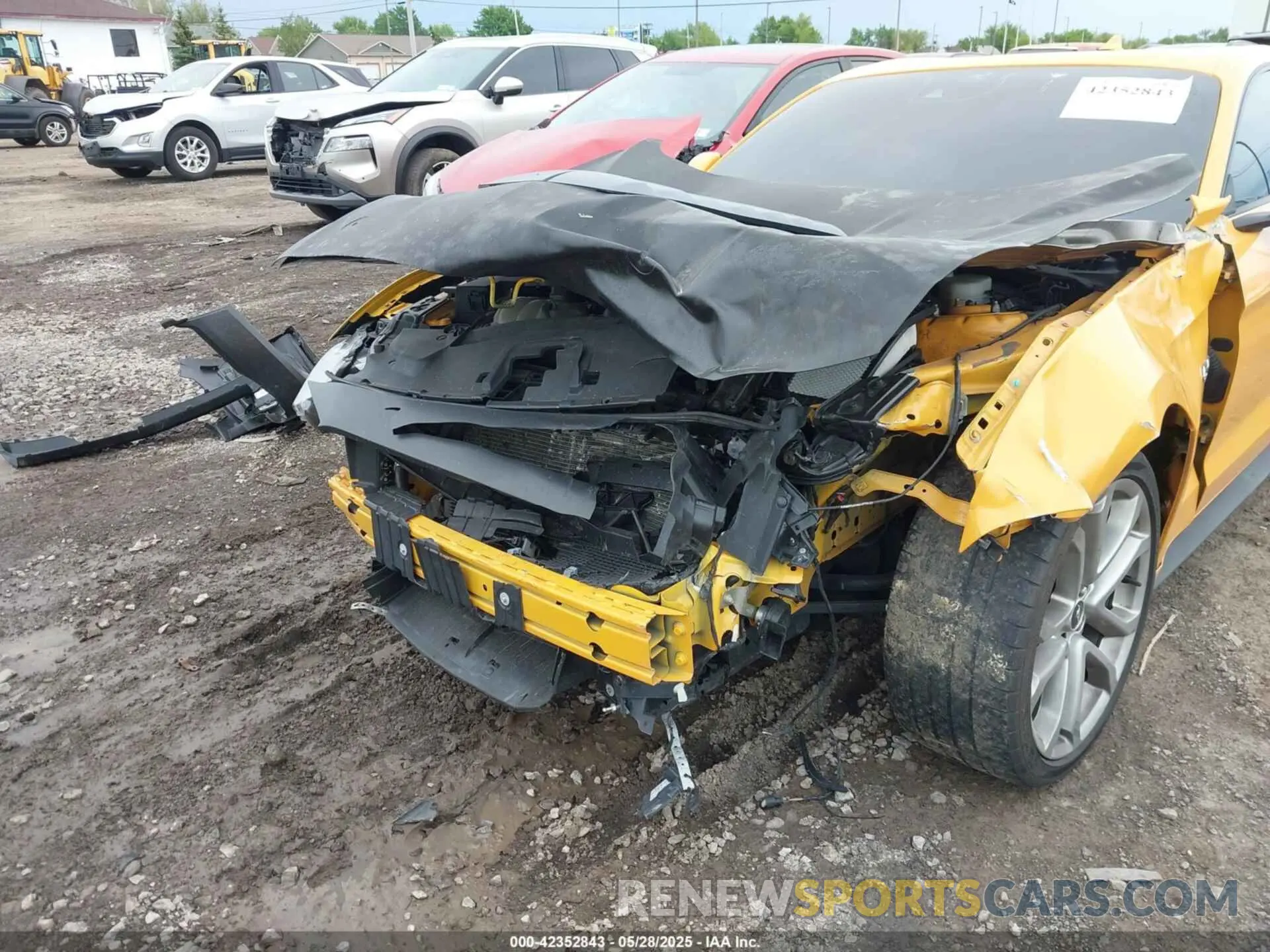 6 Photograph of a damaged car 1FA6P8CF0N5108669 FORD MUSTANG 2022