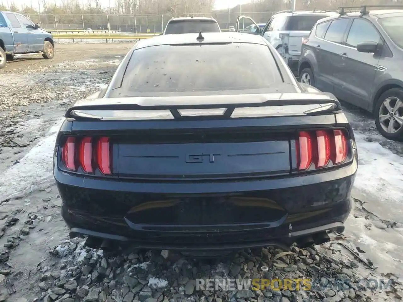 6 Photograph of a damaged car 1FA6P8CF0N5129649 FORD MUSTANG 2022