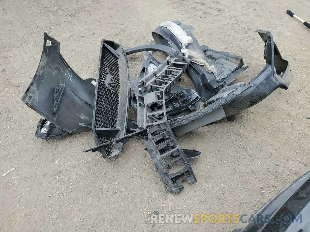 12 Photograph of a damaged car 1FA6P8CF1N5140370 FORD MUSTANG 2022