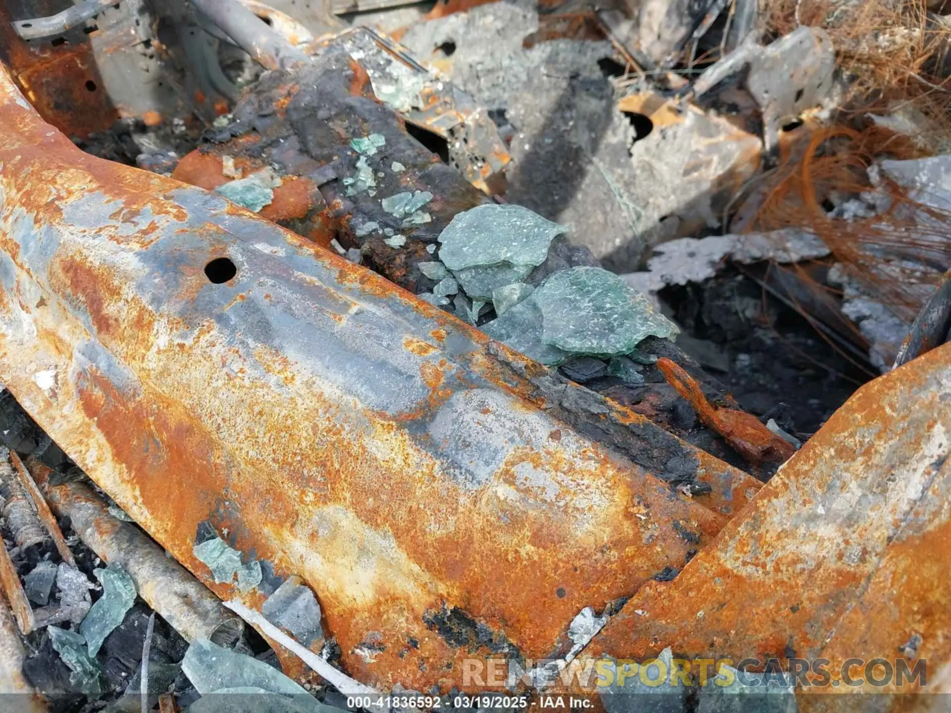 9 Photograph of a damaged car 1FA6P8CF2N5134982 FORD MUSTANG 2022