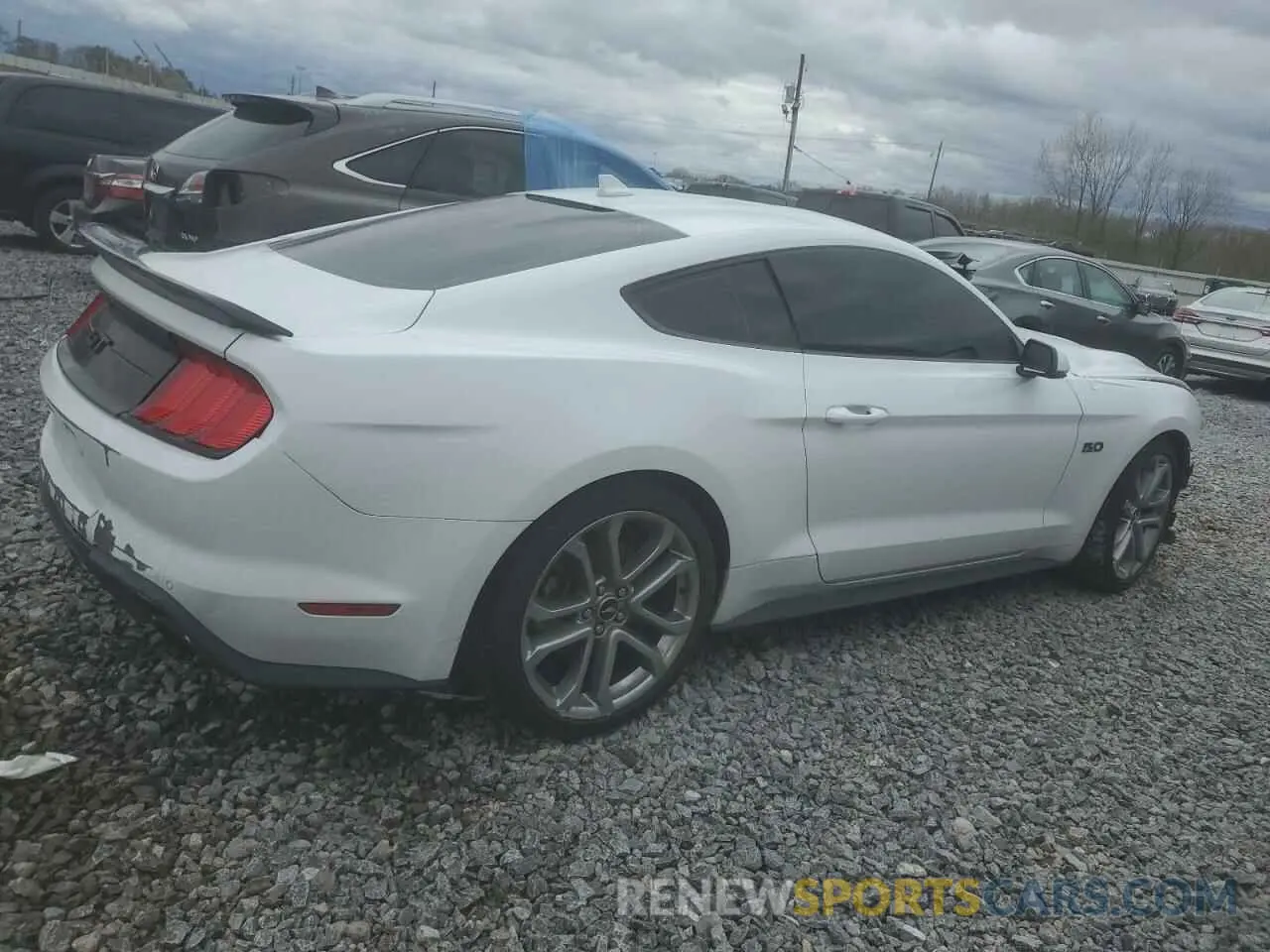 3 Photograph of a damaged car 1FA6P8CF2N5138935 FORD MUSTANG 2022
