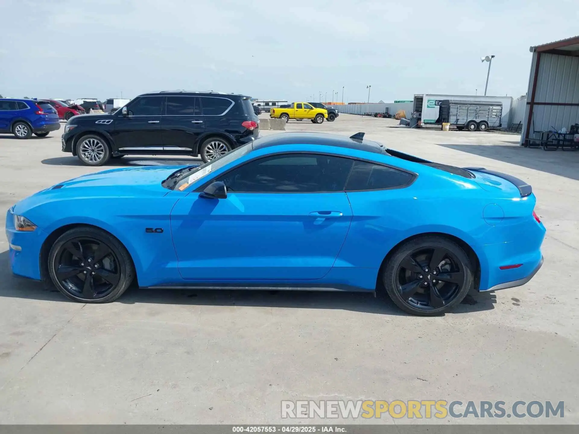 14 Photograph of a damaged car 1FA6P8CF4N5142081 FORD MUSTANG 2022