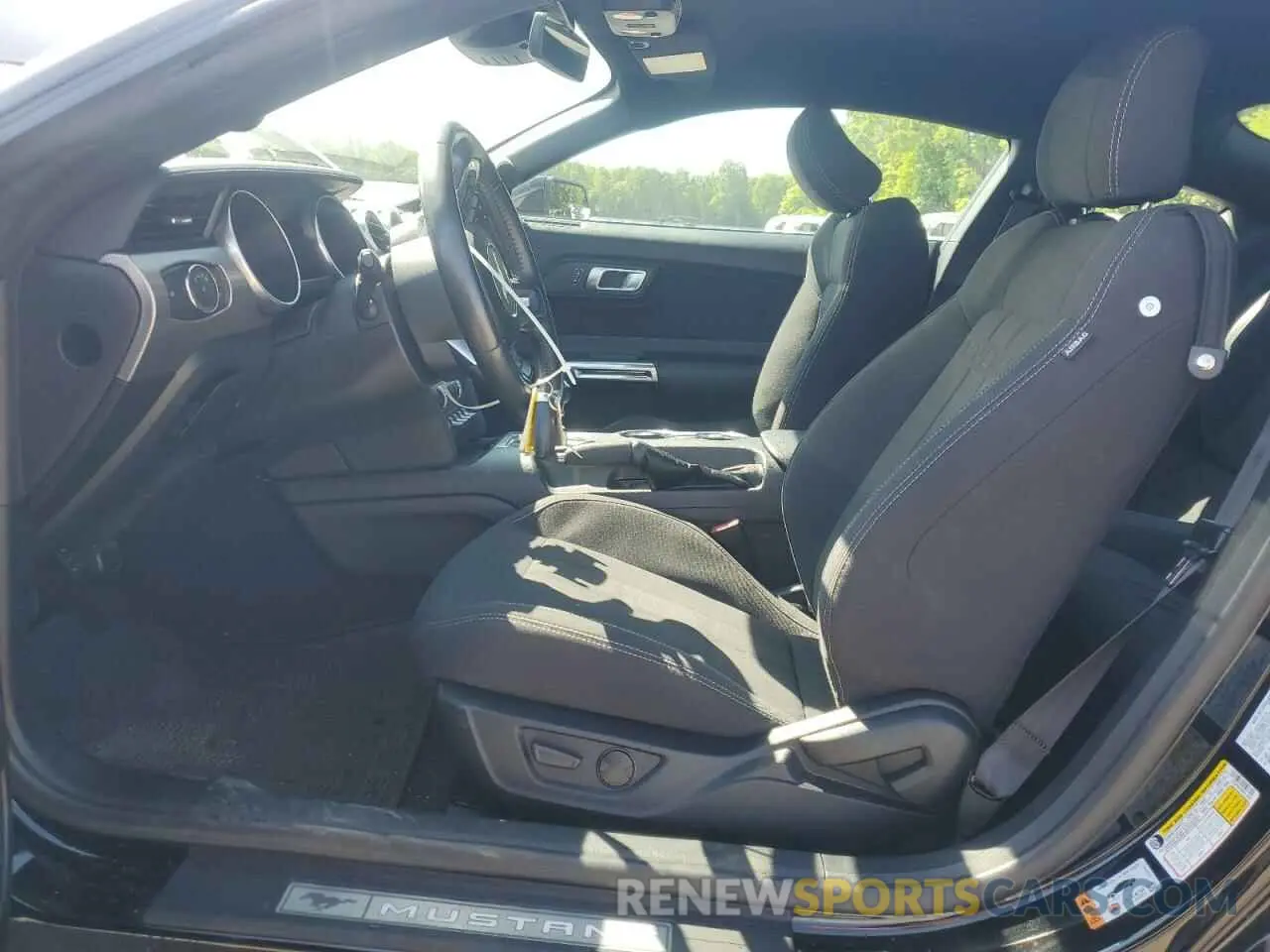7 Photograph of a damaged car 1FA6P8CF5N5111034 FORD MUSTANG 2022