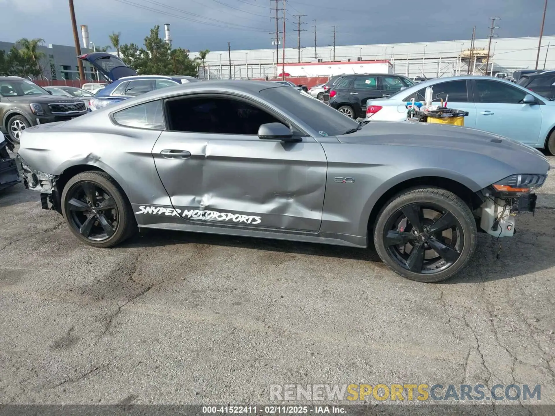 12 Photograph of a damaged car 1FA6P8CF6N5122947 FORD MUSTANG 2022