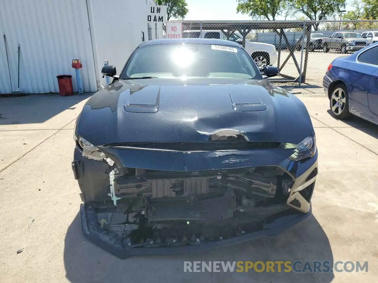 5 Photograph of a damaged car 1FA6P8CF6N5150683 FORD MUSTANG 2022
