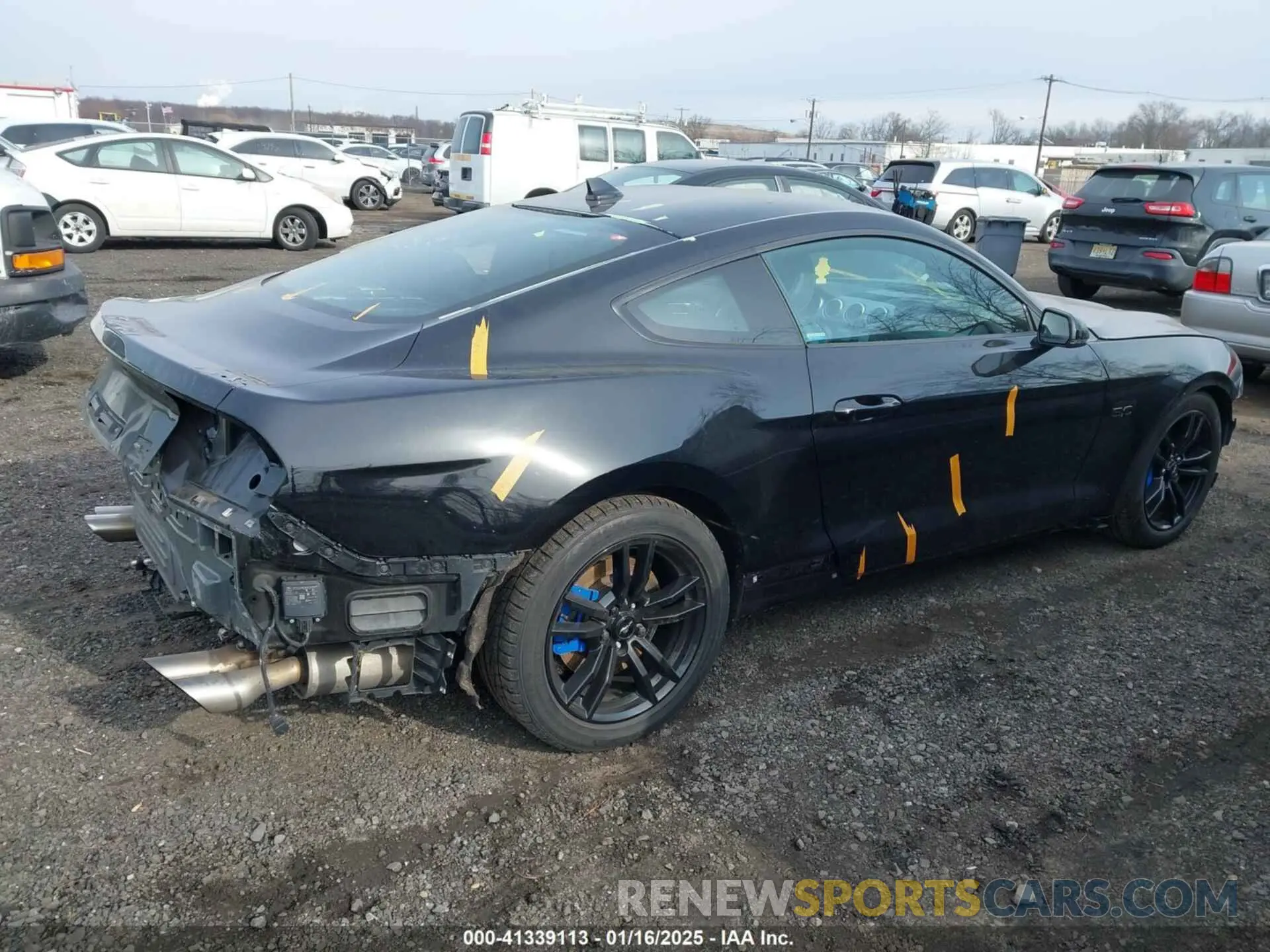 4 Photograph of a damaged car 1FA6P8CFXN5146779 FORD MUSTANG 2022