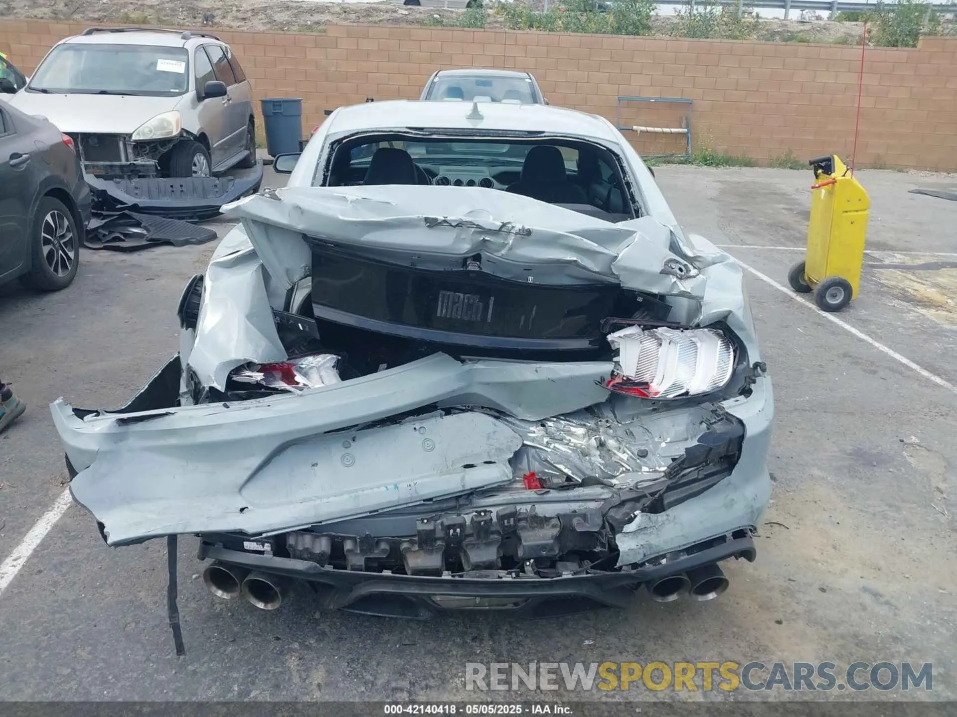 16 Photograph of a damaged car 1FA6P8R08N5552580 FORD MUSTANG 2022