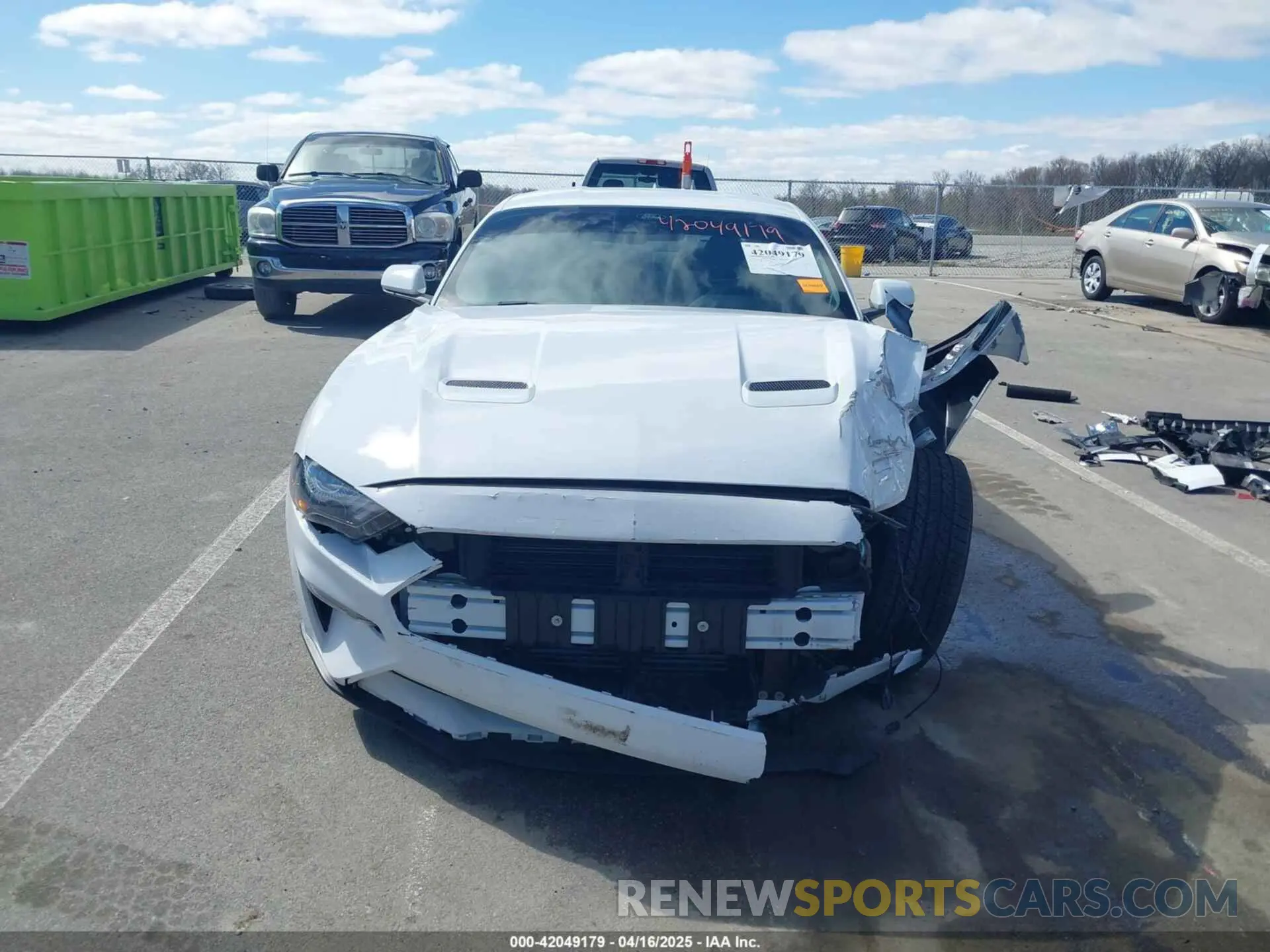 13 Photograph of a damaged car 1FA6P8TH0N5139048 FORD MUSTANG 2022