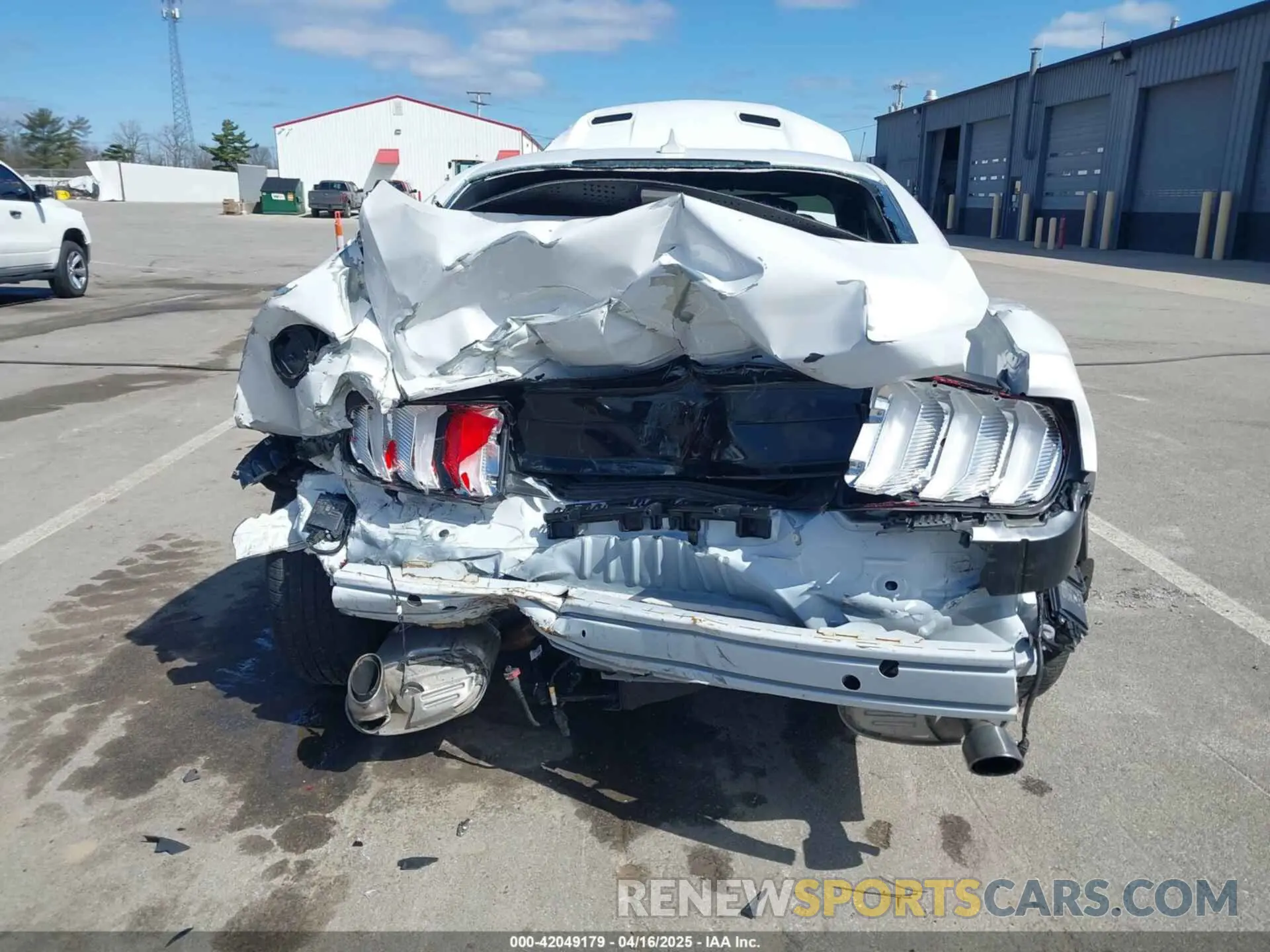 6 Photograph of a damaged car 1FA6P8TH0N5139048 FORD MUSTANG 2022