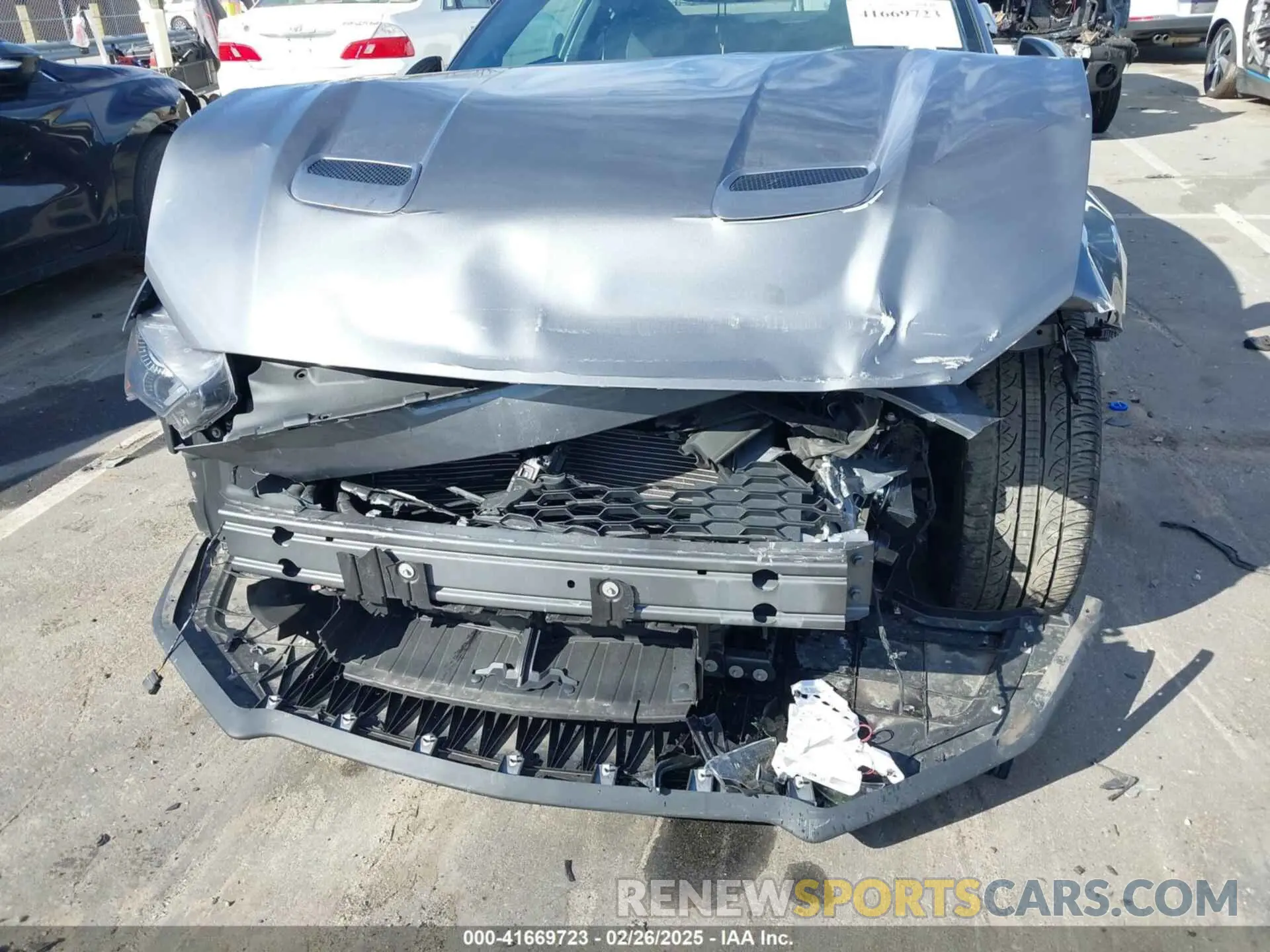 6 Photograph of a damaged car 1FA6P8TH2N5141464 FORD MUSTANG 2022