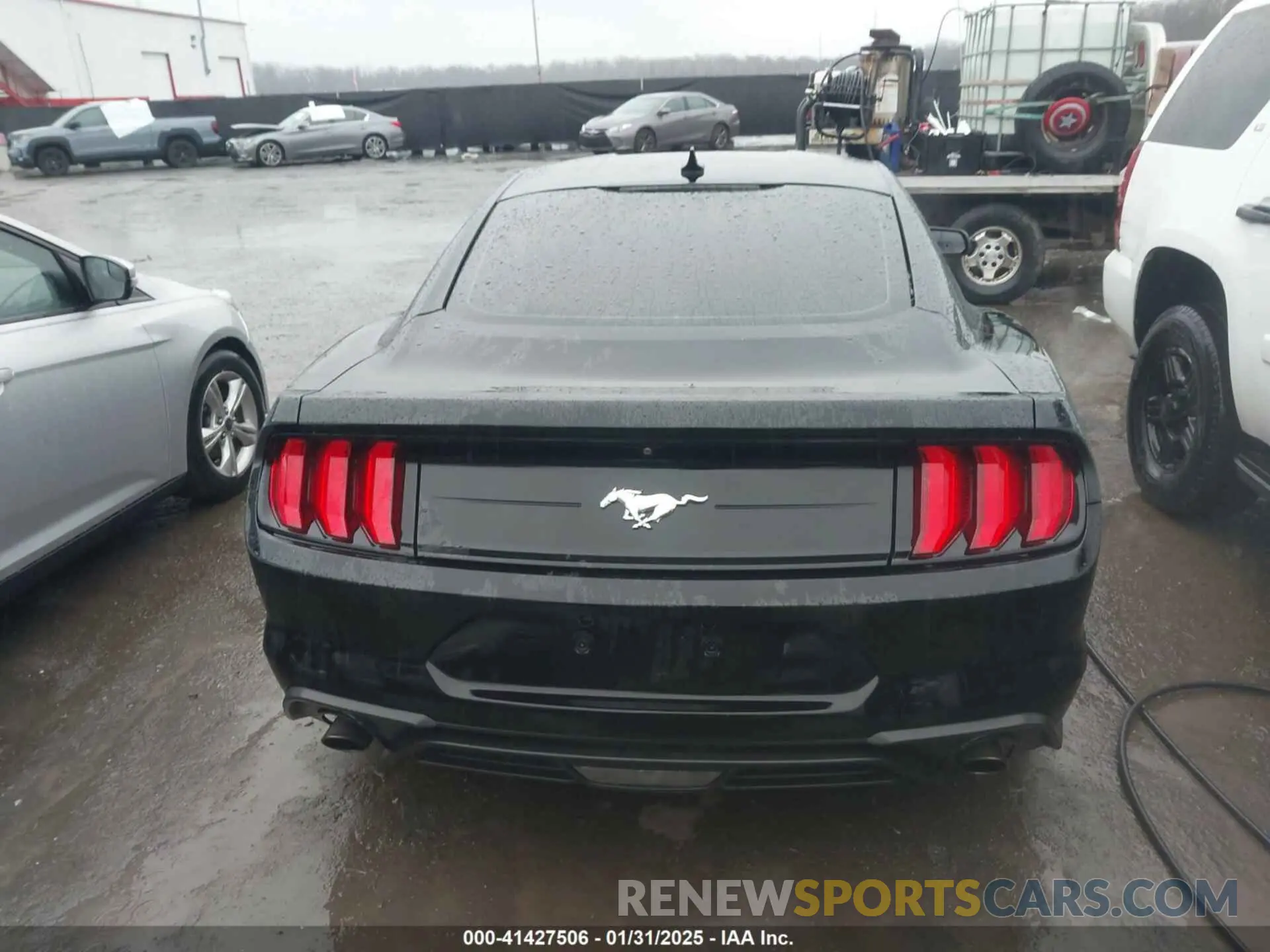 16 Photograph of a damaged car 1FA6P8TH4N5125234 FORD MUSTANG 2022
