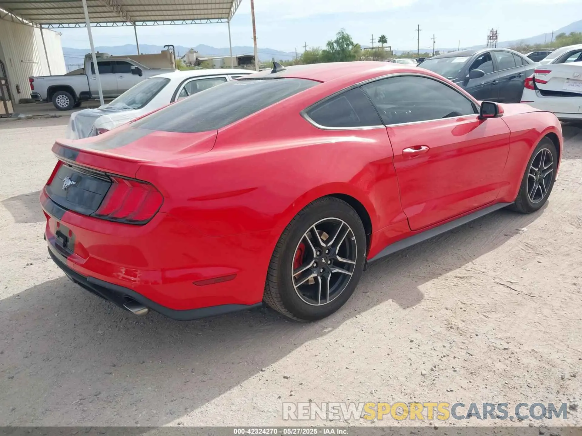 4 Photograph of a damaged car 1FA6P8TH4N5130658 FORD MUSTANG 2022
