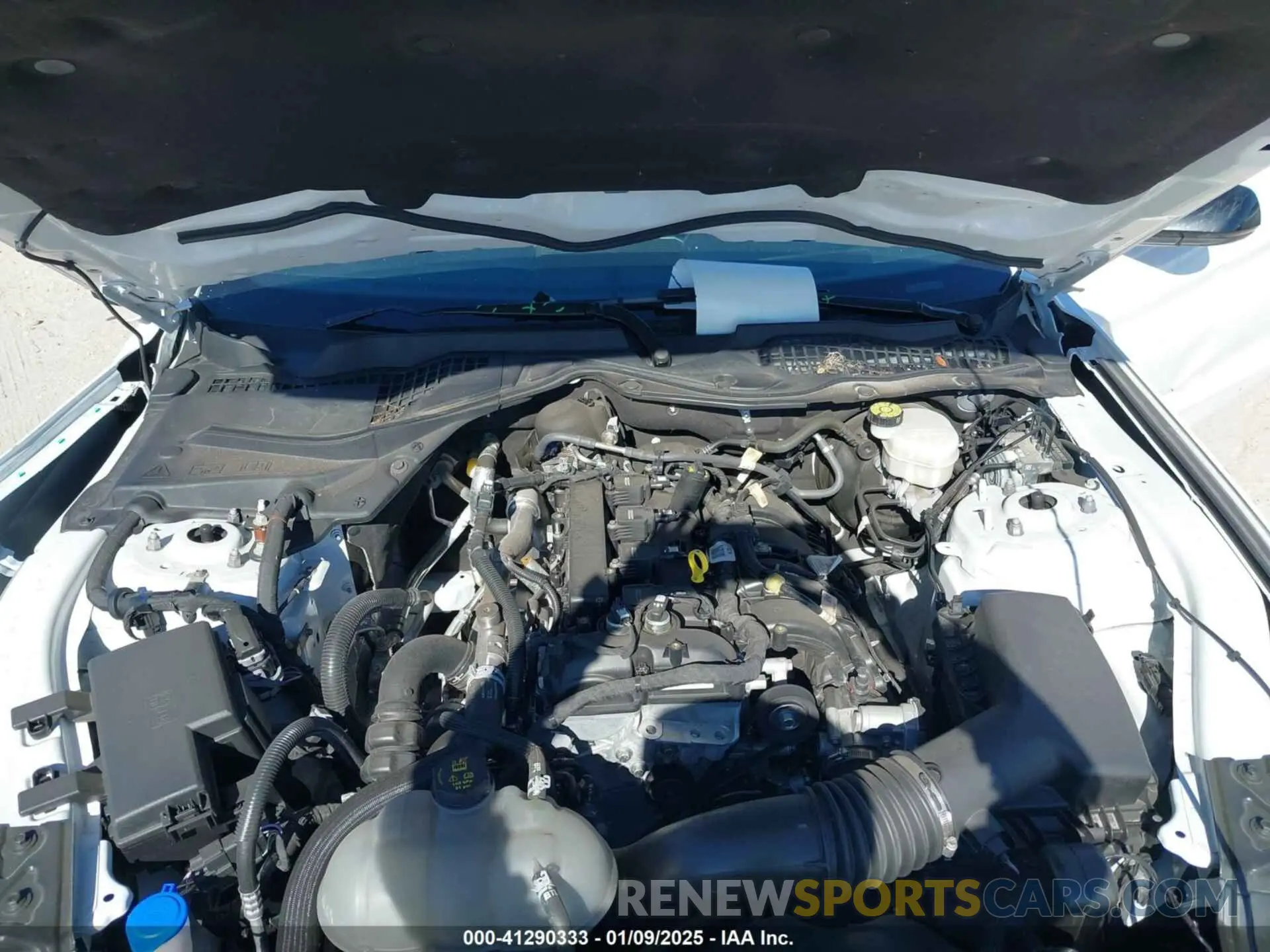 10 Photograph of a damaged car 1FA6P8TH5N5139871 FORD MUSTANG 2022