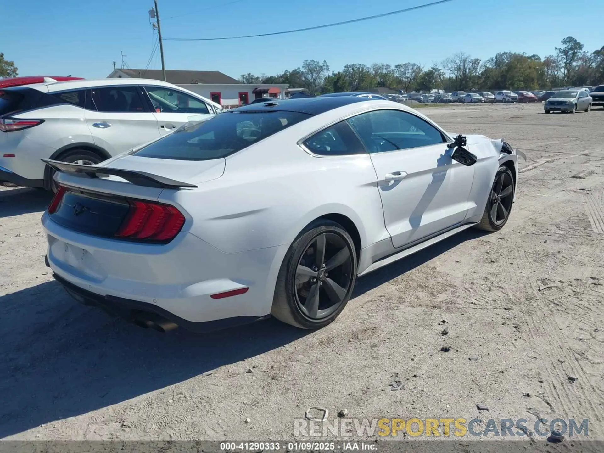 4 Photograph of a damaged car 1FA6P8TH5N5139871 FORD MUSTANG 2022