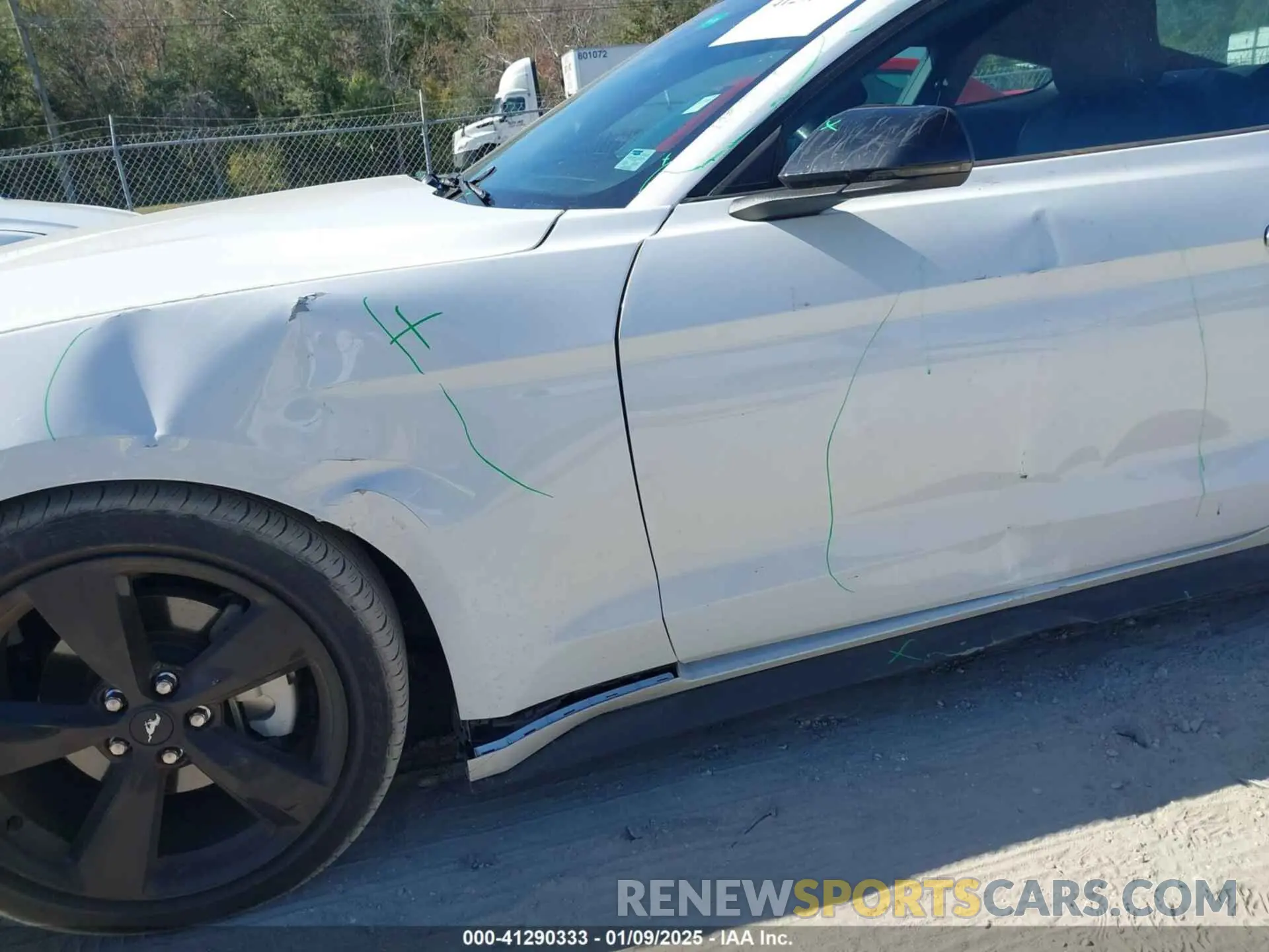 6 Photograph of a damaged car 1FA6P8TH5N5139871 FORD MUSTANG 2022