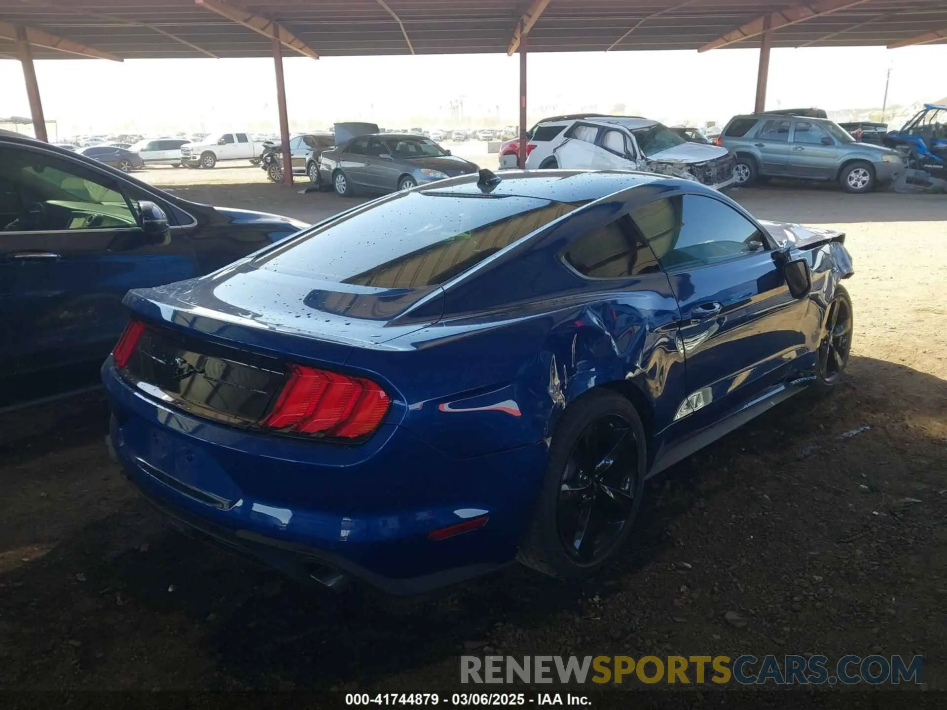4 Photograph of a damaged car 1FA6P8TH5N5140485 FORD MUSTANG 2022