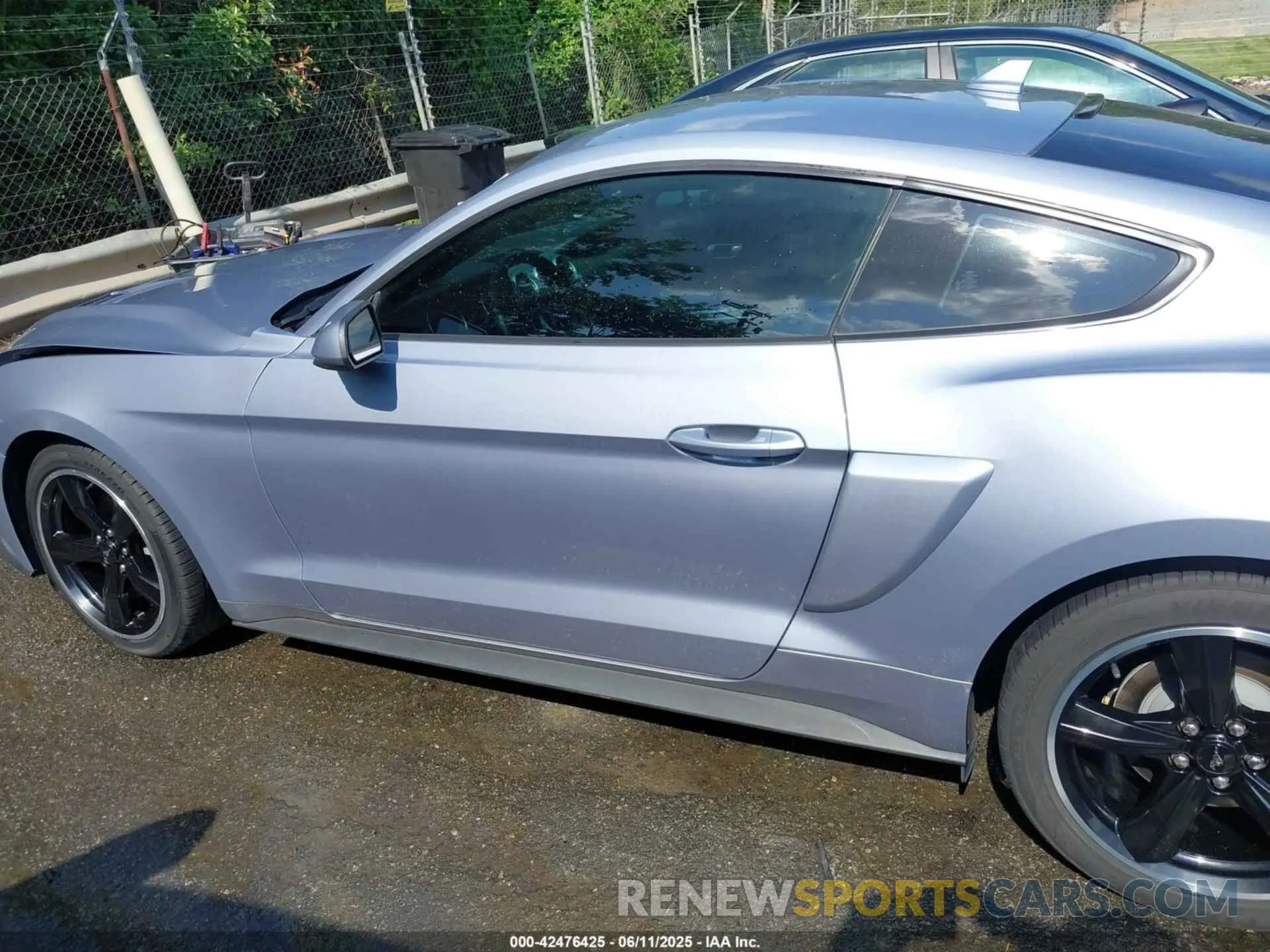 14 Photograph of a damaged car 1FA6P8TH8N5100076 FORD MUSTANG 2022
