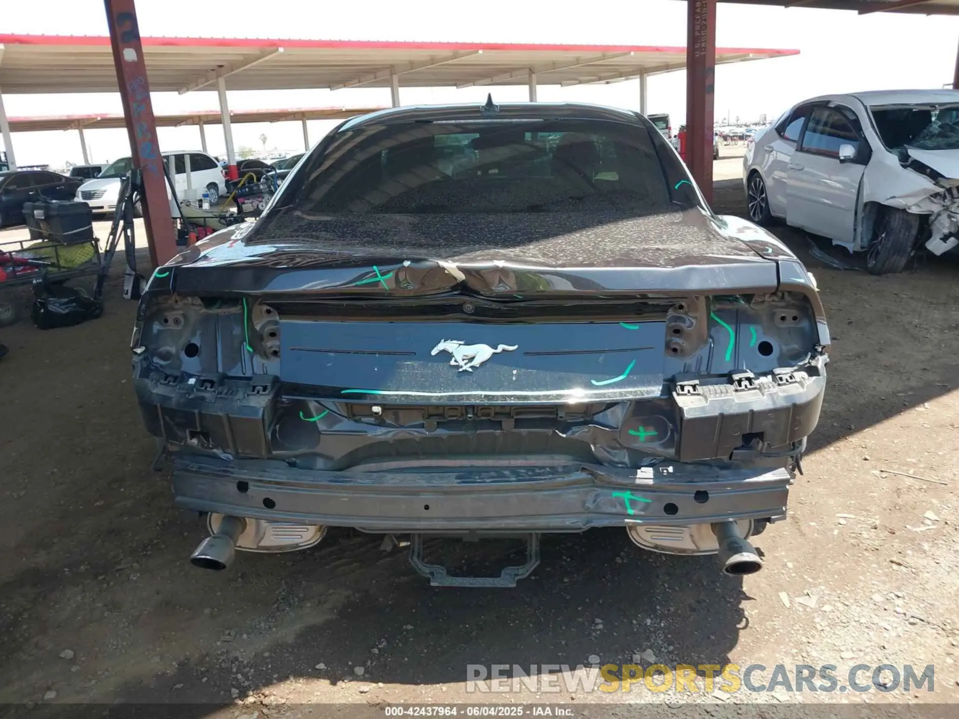 6 Photograph of a damaged car 1FA6P8TH9N5109501 FORD MUSTANG 2022