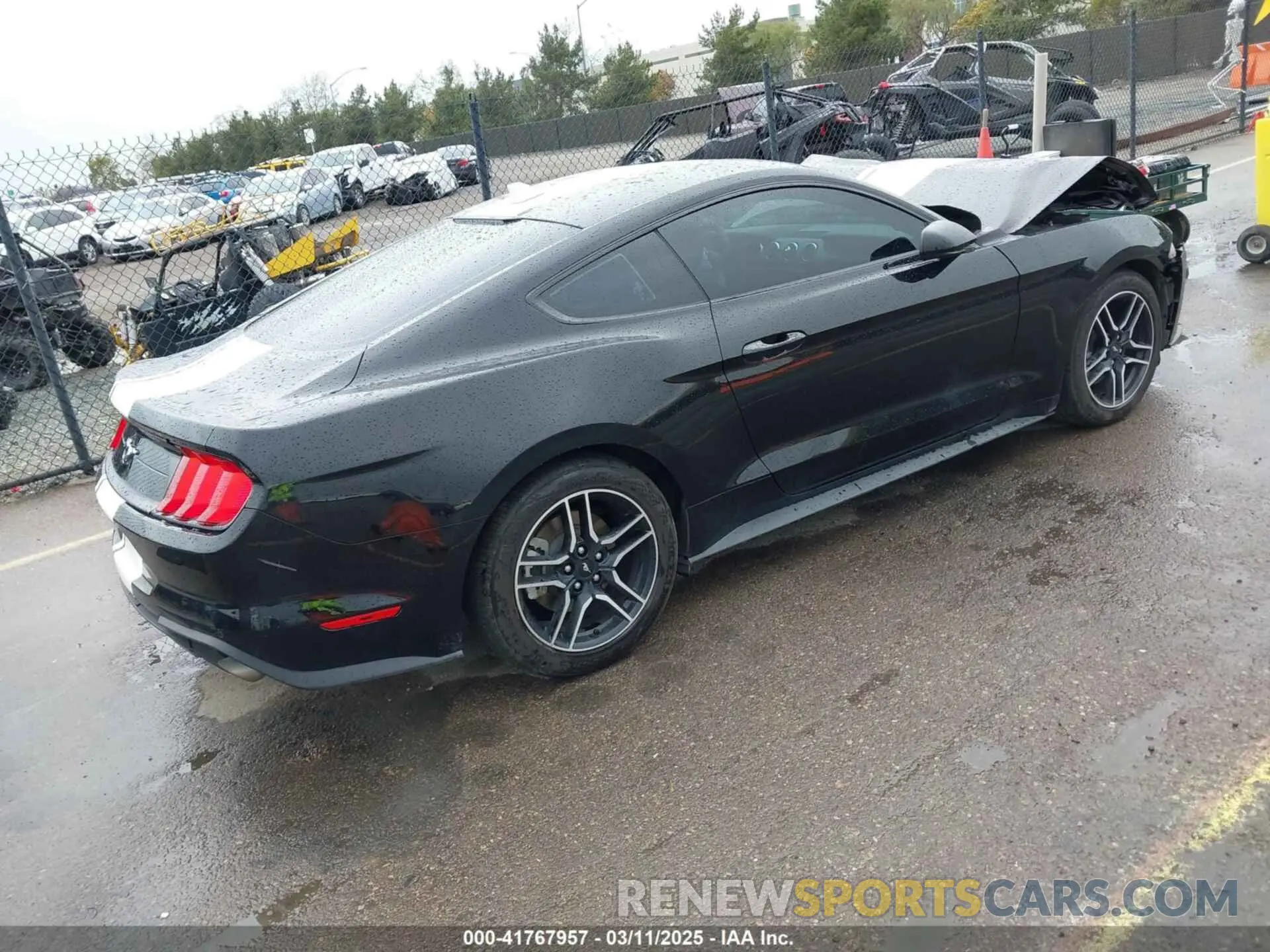 4 Photograph of a damaged car 1FA6P8TH9N5136276 FORD MUSTANG 2022