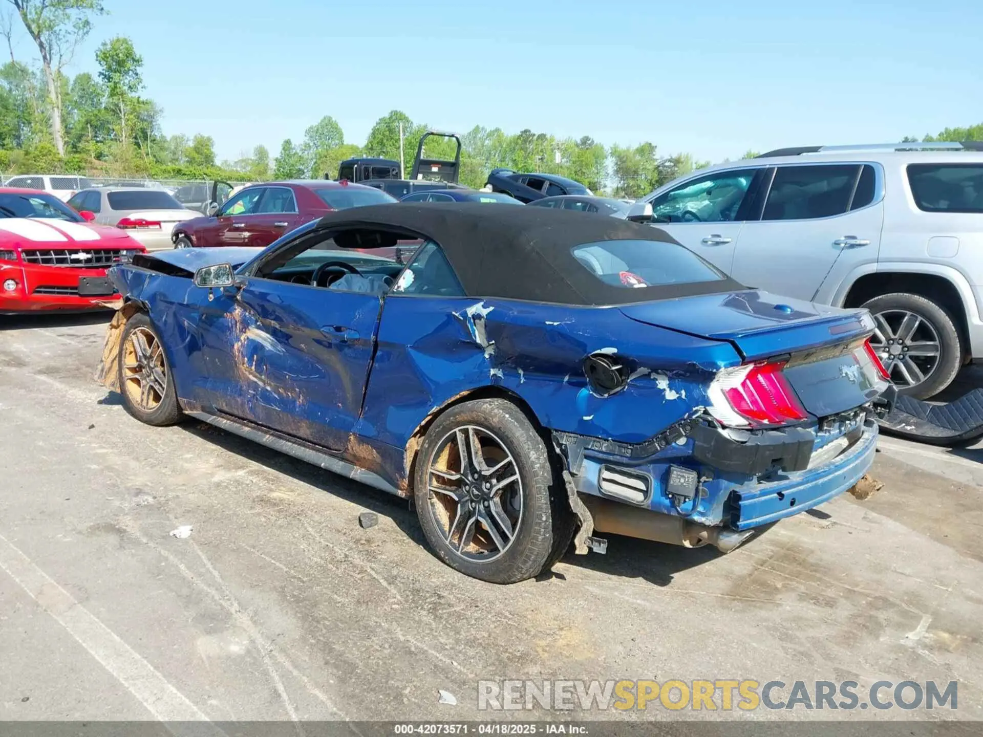 3 Photograph of a damaged car 1FATP8UH4N5102828 FORD MUSTANG 2022