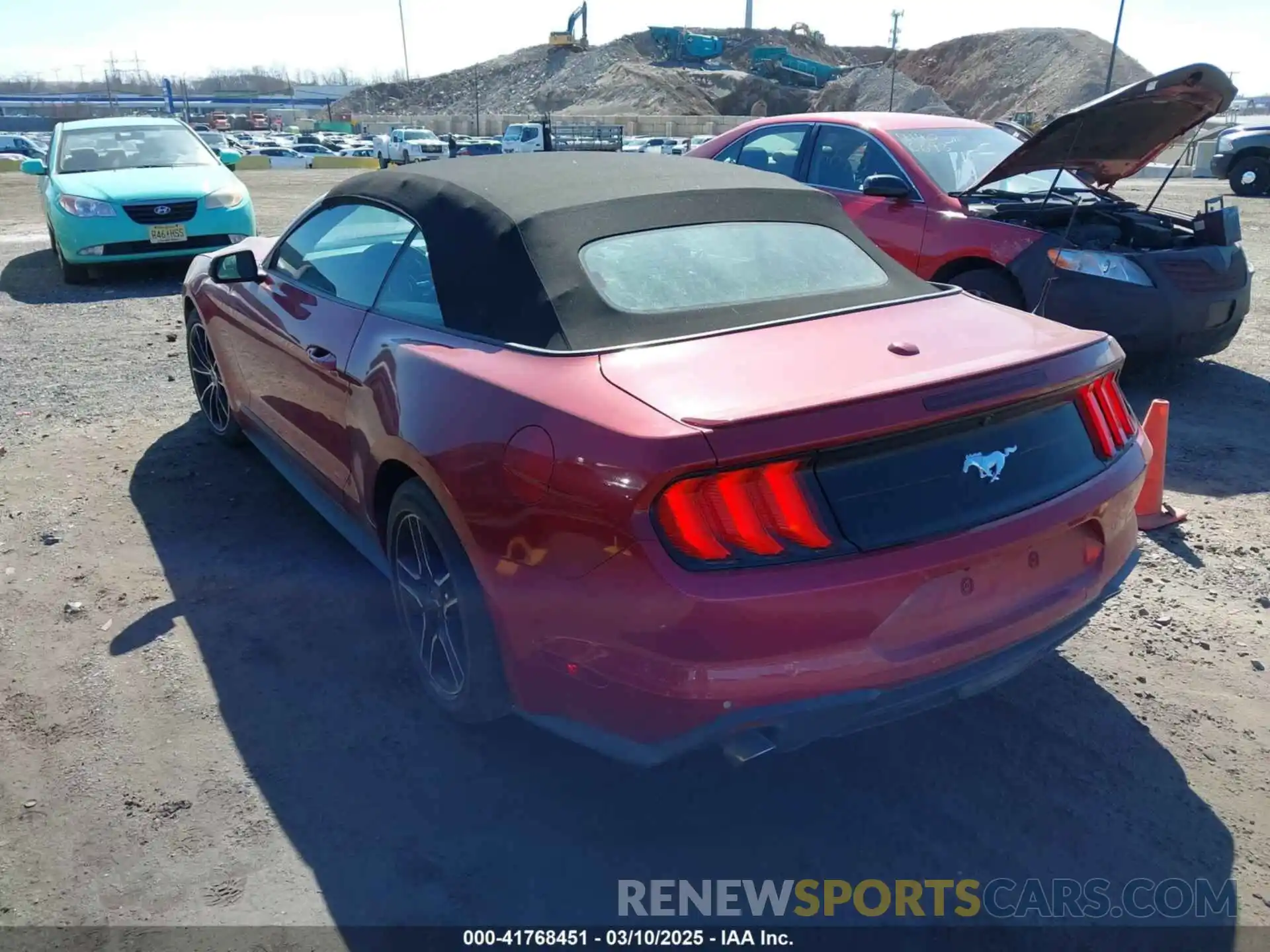 3 Photograph of a damaged car 1FATP8UH6N5105570 FORD MUSTANG 2022