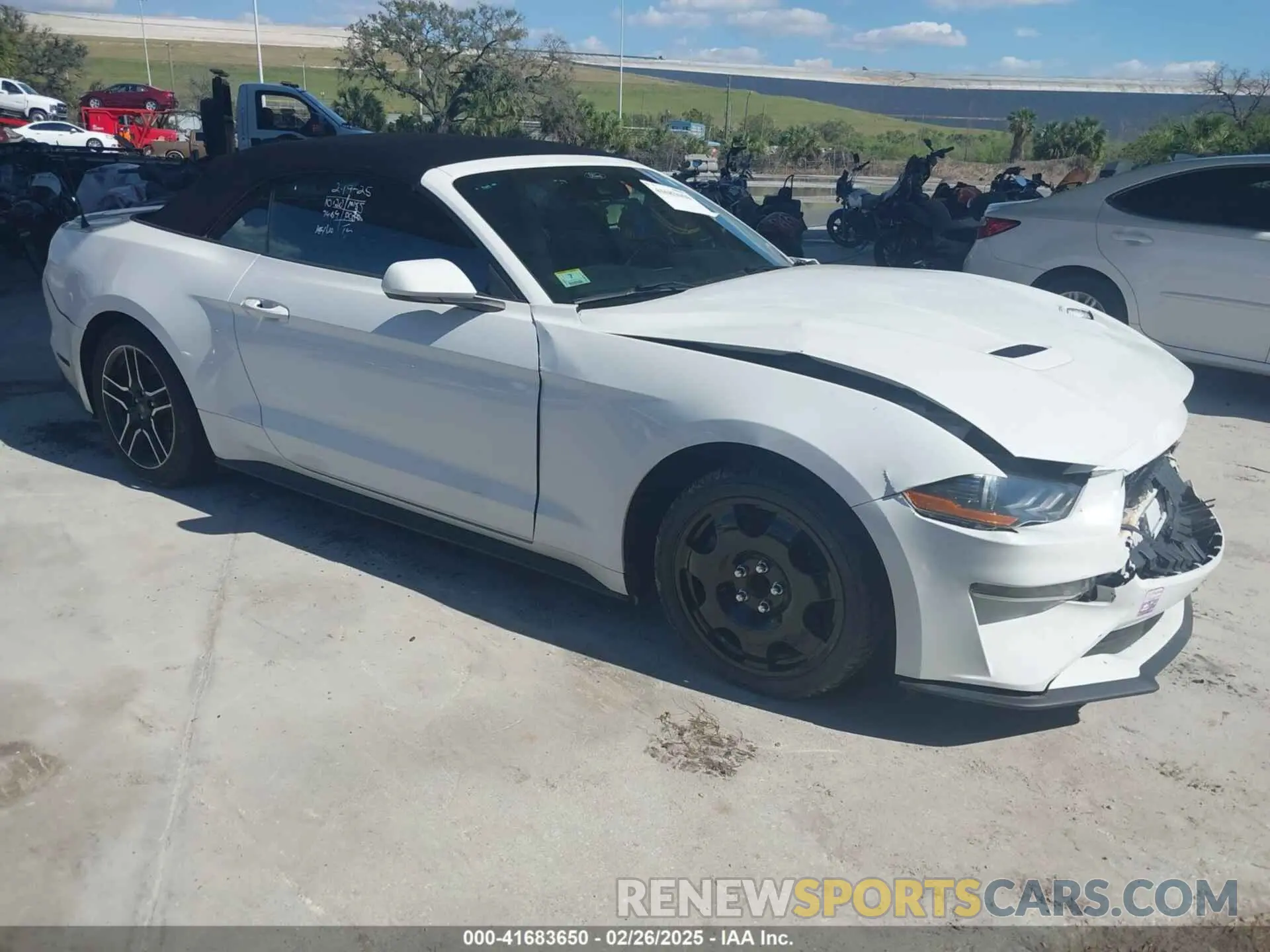 1 Photograph of a damaged car 1FATP8UH6N5107464 FORD MUSTANG 2022