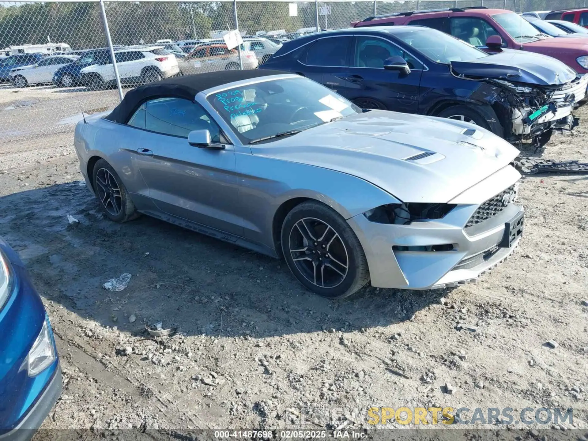 1 Photograph of a damaged car 1FATP8UH7N5105674 FORD MUSTANG 2022