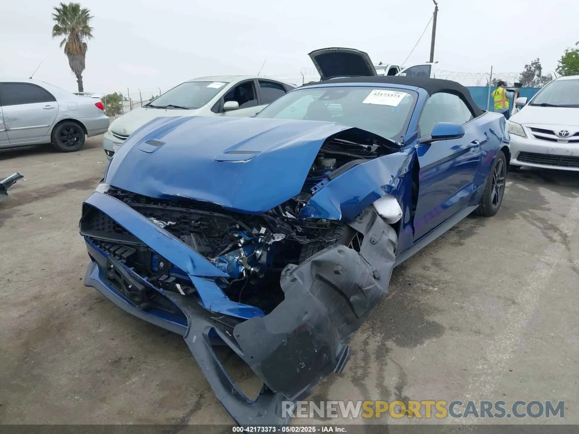 2 Photograph of a damaged car 1FATP8UH7N5144894 FORD MUSTANG 2022