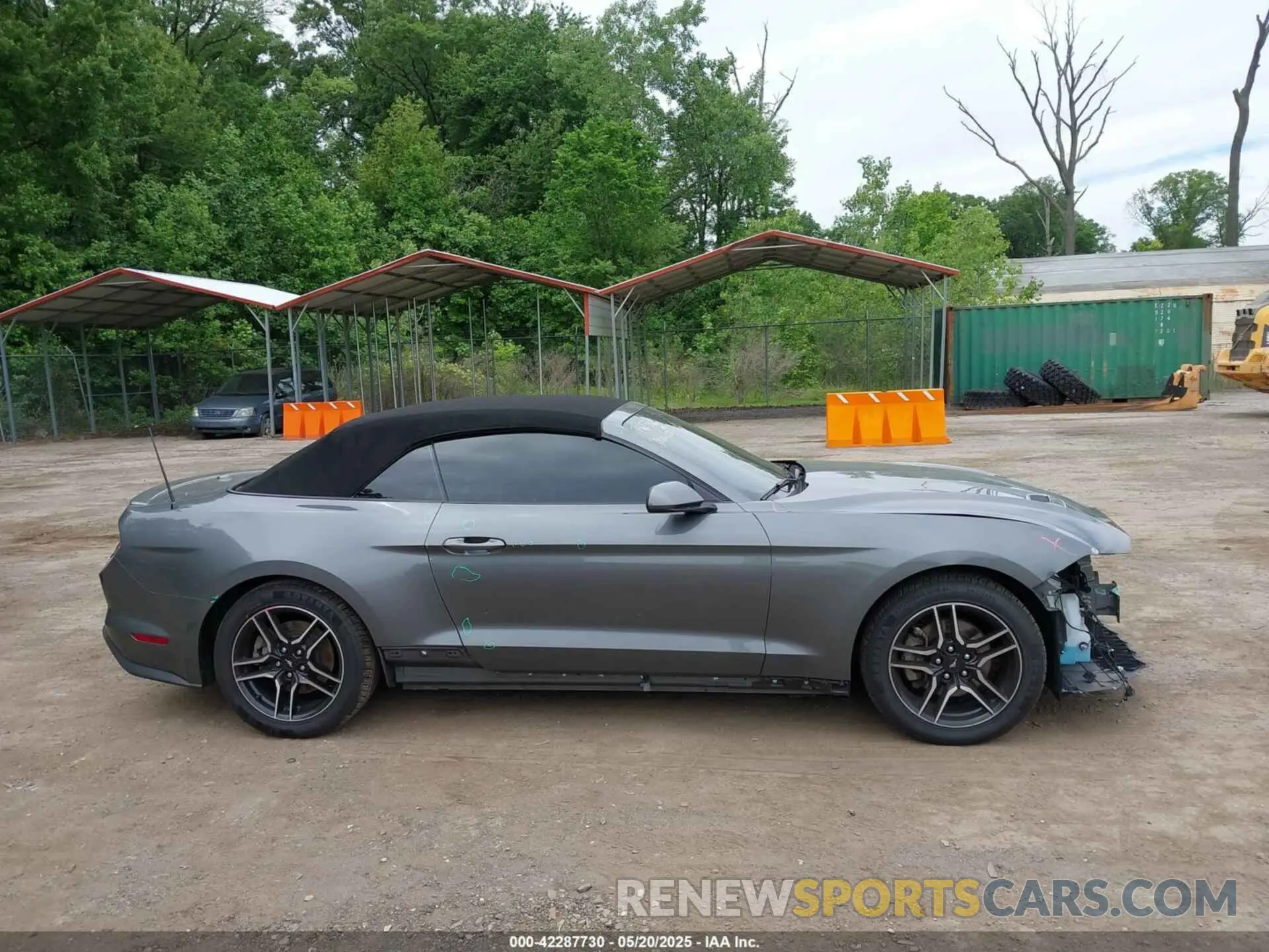 14 Photograph of a damaged car 1FATP8UH8N5106560 FORD MUSTANG 2022