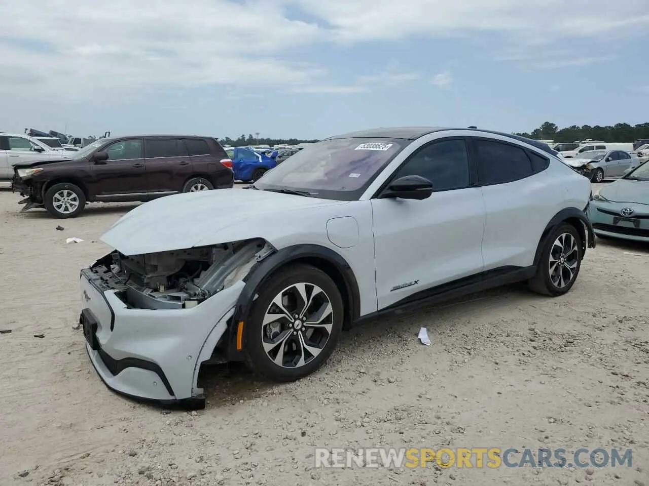 1 Photograph of a damaged car 3FMTK3R7XNMA02203 FORD MUSTANG 2022
