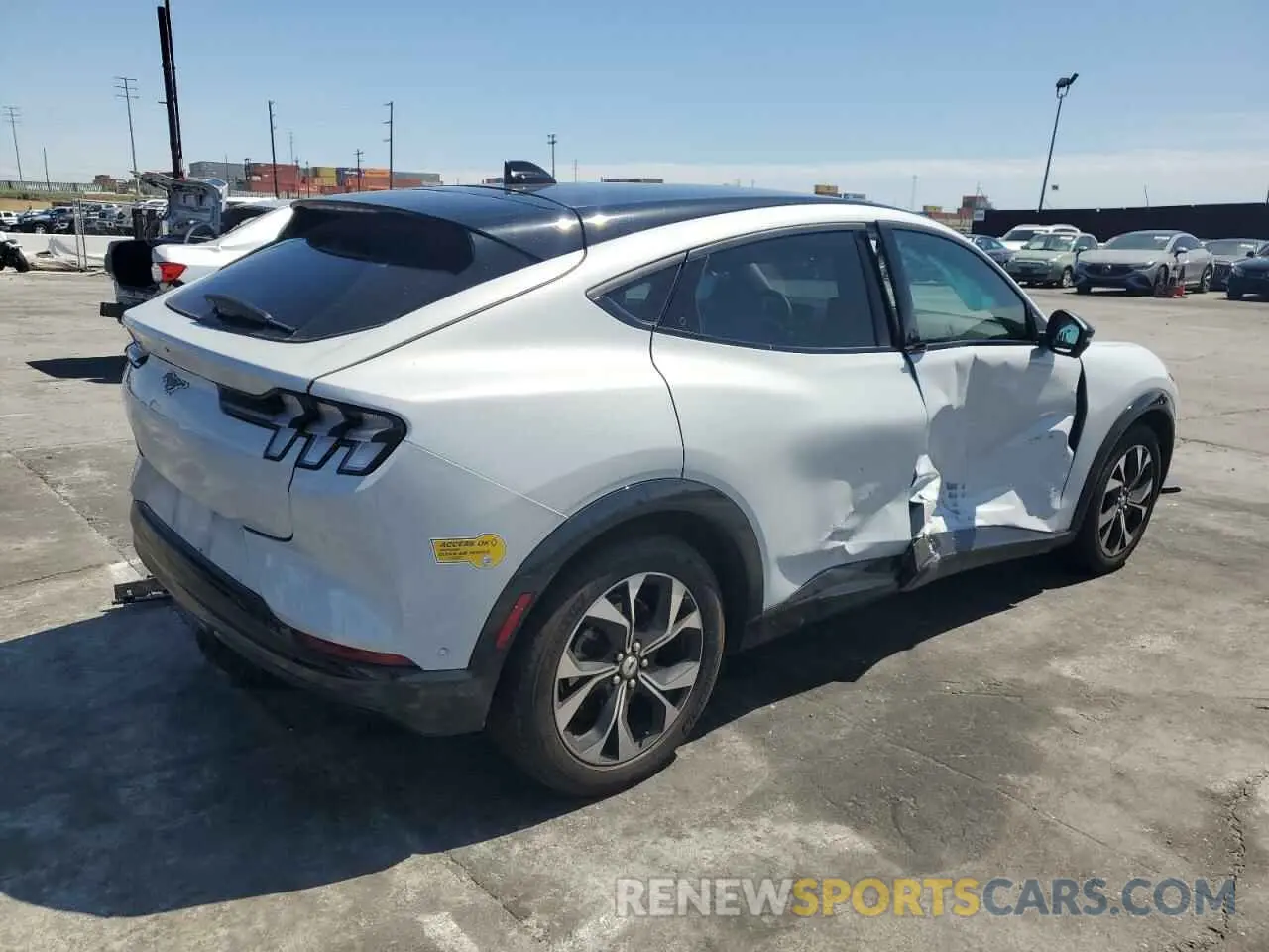 3 Photograph of a damaged car 3FMTK3RM6NMA24110 FORD MUSTANG 2022