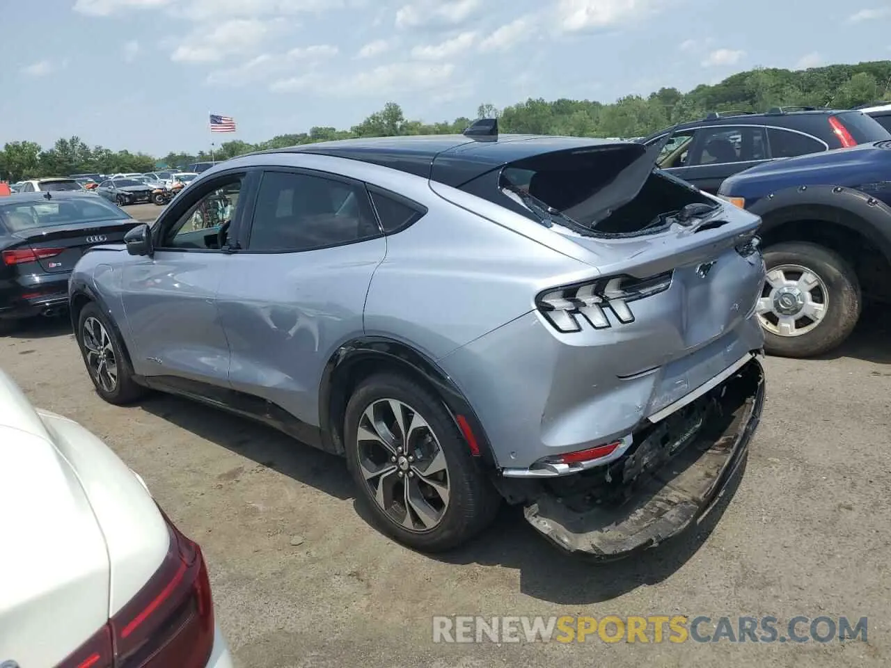 2 Photograph of a damaged car 3FMTK3SS2NMA17406 FORD MUSTANG 2022