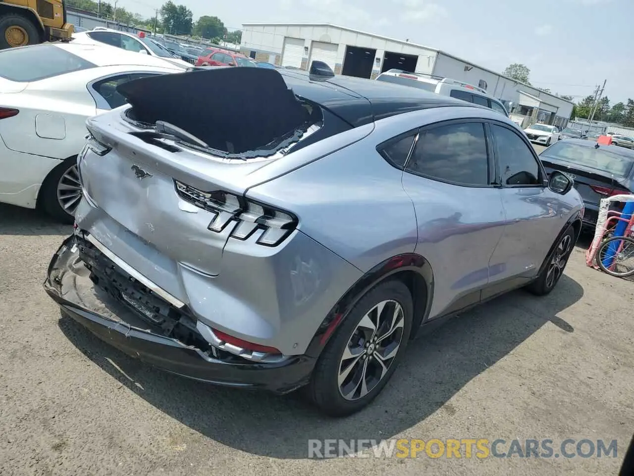 3 Photograph of a damaged car 3FMTK3SS2NMA17406 FORD MUSTANG 2022