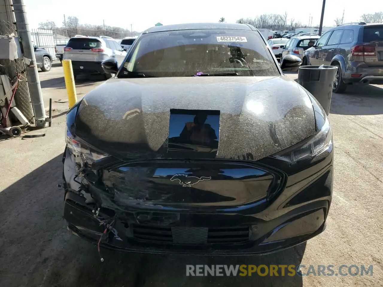 5 Photograph of a damaged car 3FMTK3SU1NMA43576 FORD MUSTANG 2022