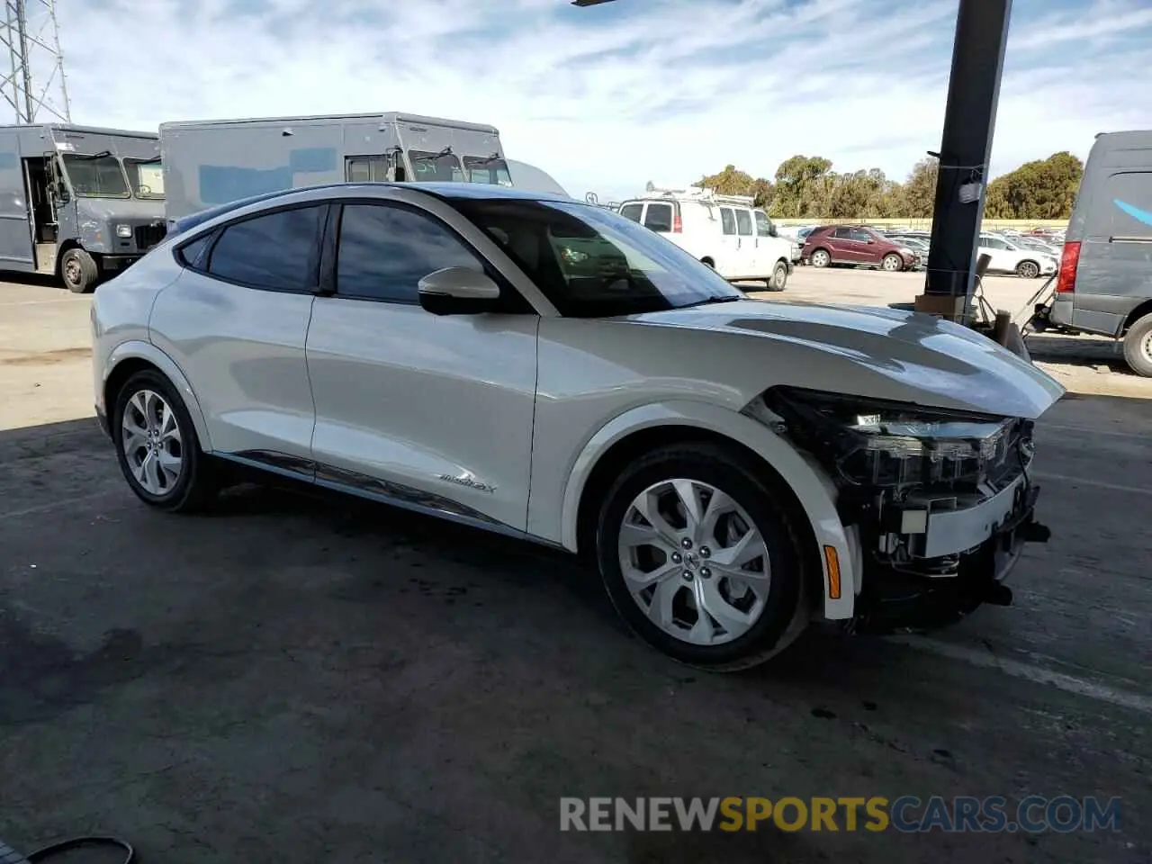 4 Photograph of a damaged car 3FMTK3SU2NMA41609 FORD MUSTANG 2022