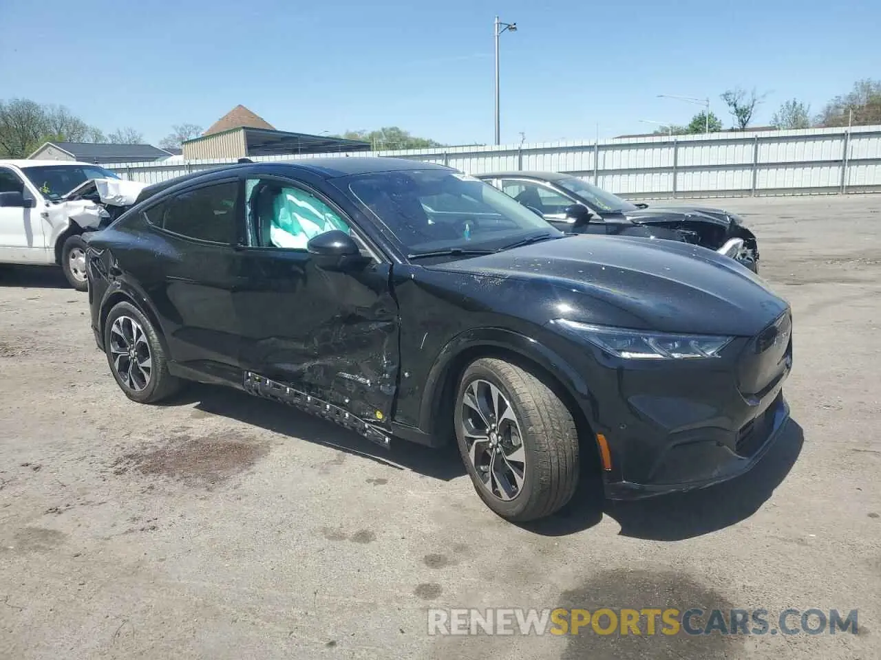 4 Photograph of a damaged car 3FMTK3SU6NMA55450 FORD MUSTANG 2022