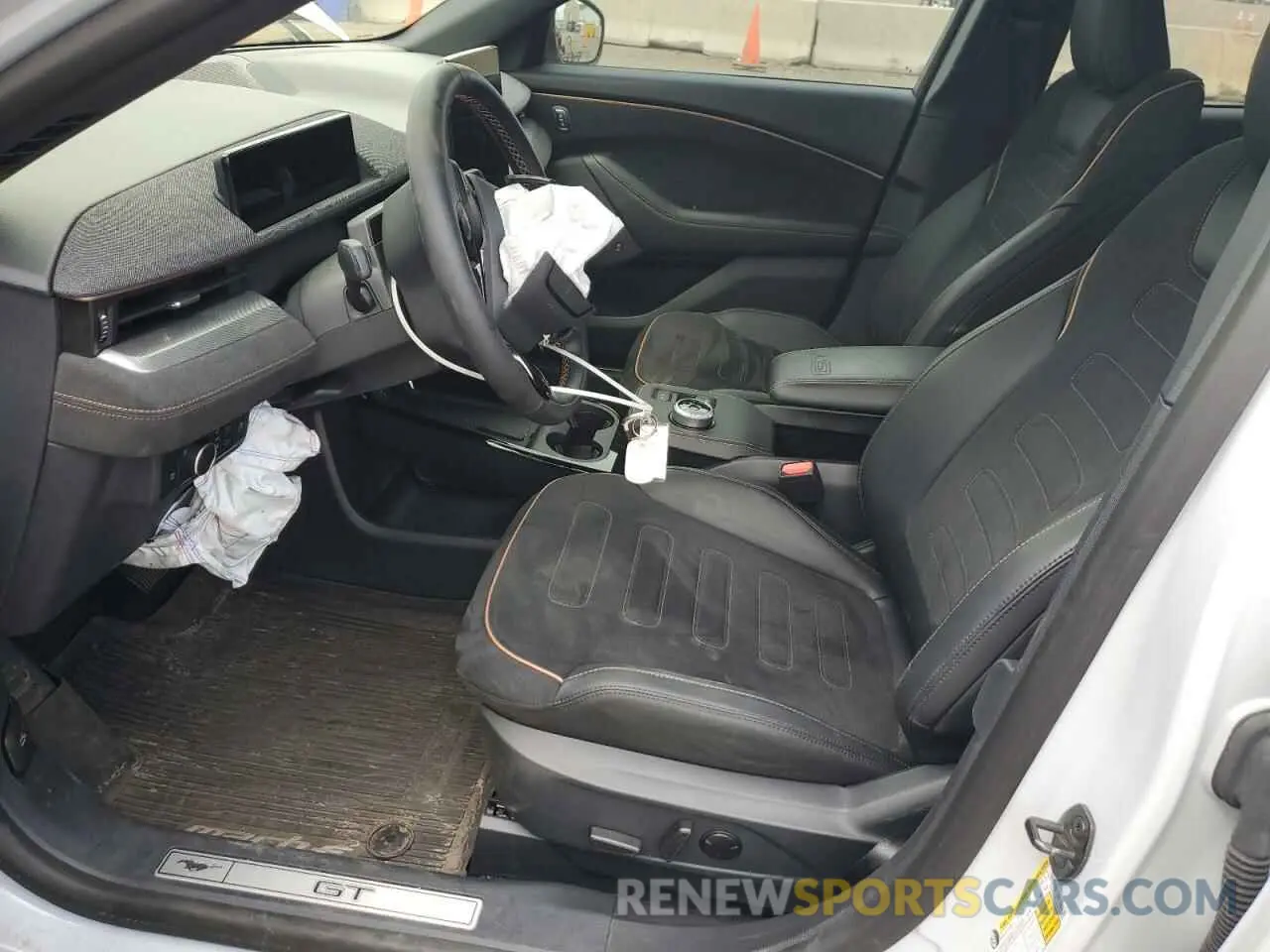 7 Photograph of a damaged car 3FMTK4SE3NMA60295 FORD MUSTANG 2022