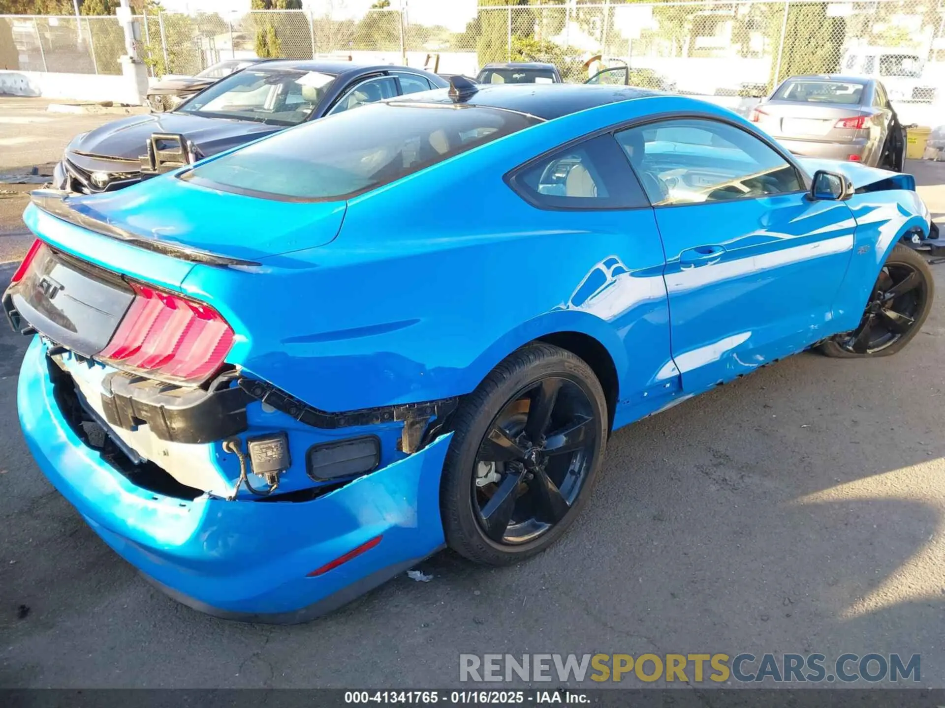 4 Photograph of a damaged car 1FA6P8CF4P5306853 FORD MUSTANG 2023