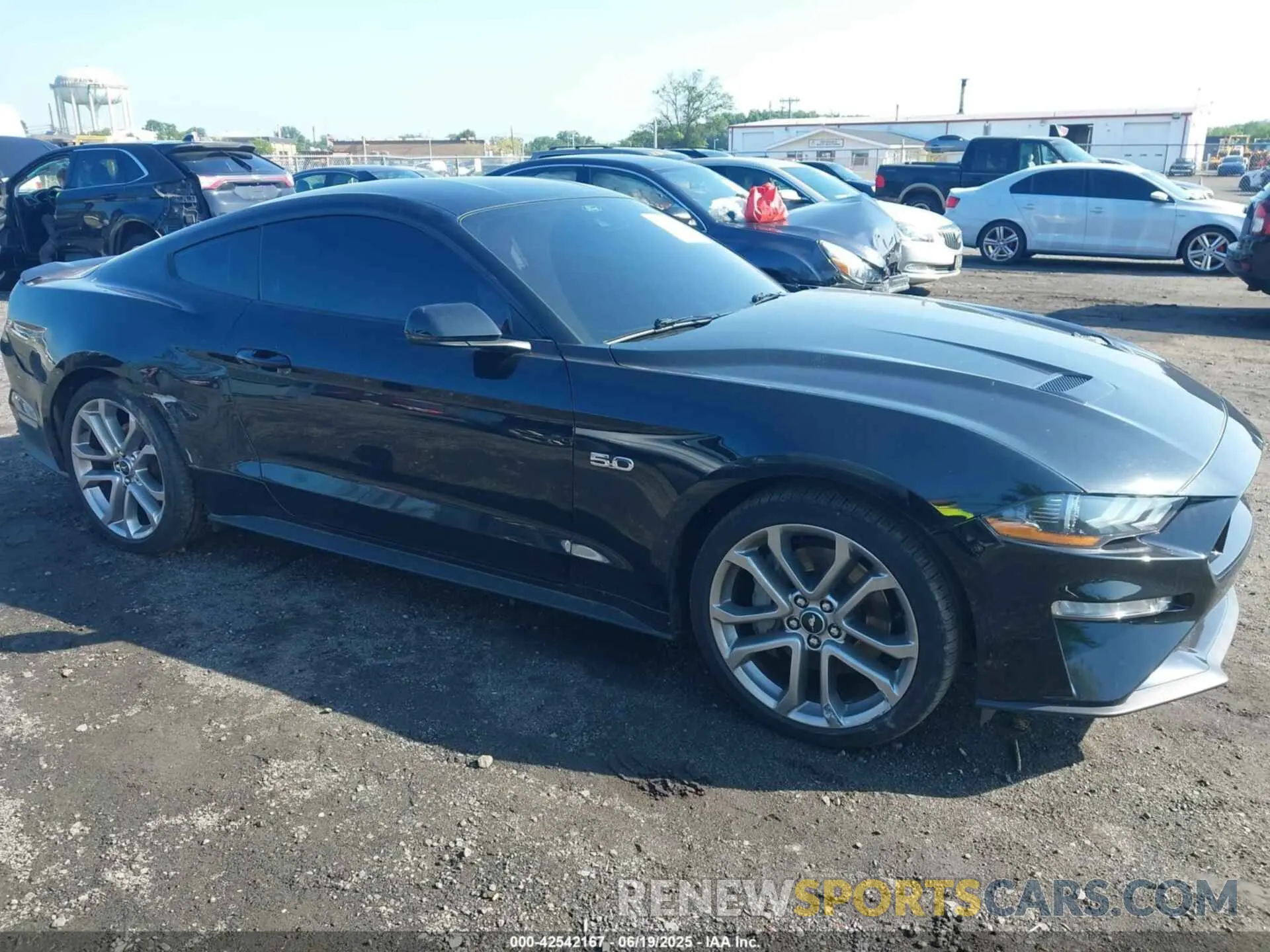 13 Photograph of a damaged car 1FA6P8CF7P5307236 FORD MUSTANG 2023