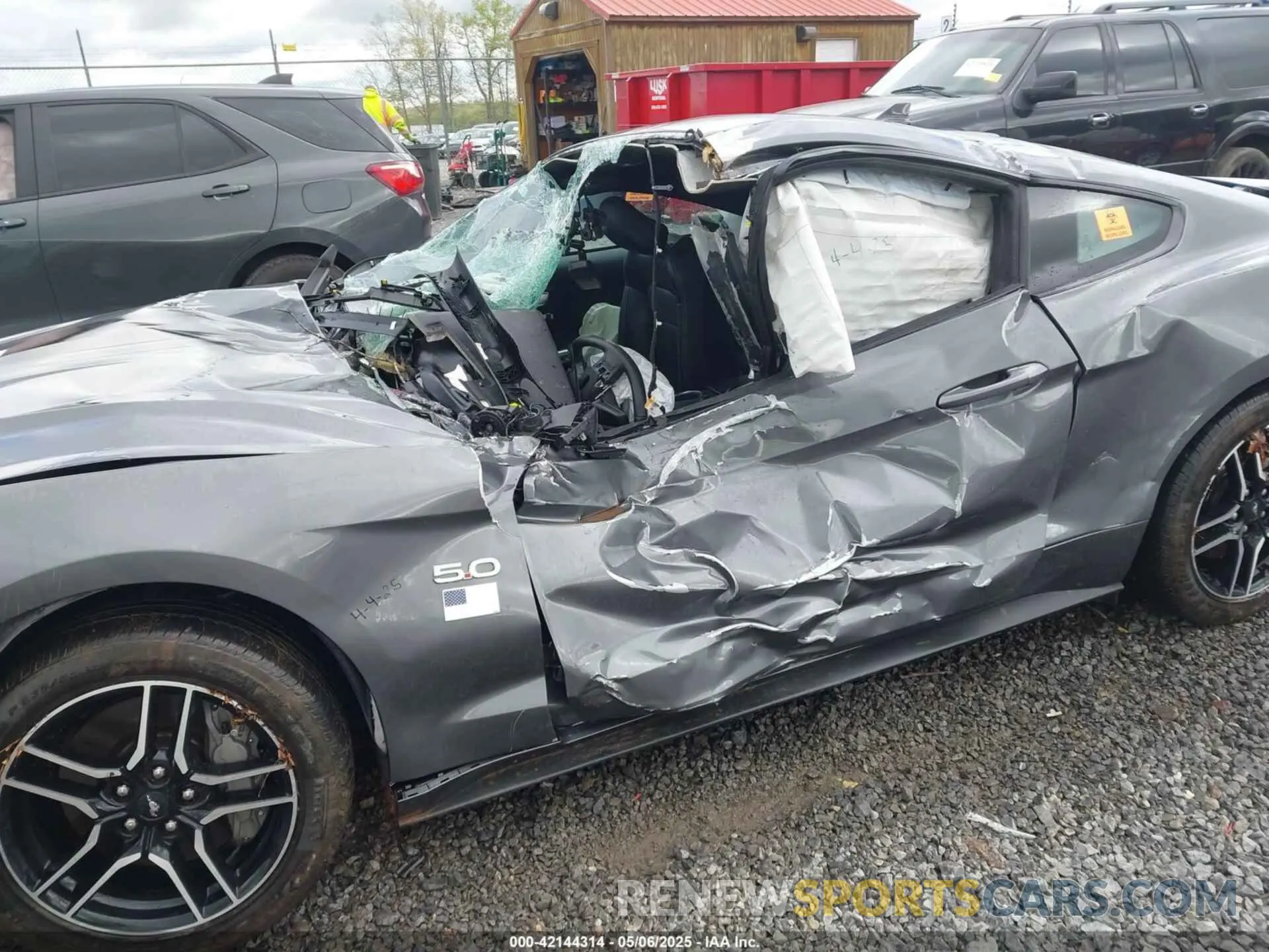 6 Photograph of a damaged car 1FA6P8CF9P5305066 FORD MUSTANG 2023