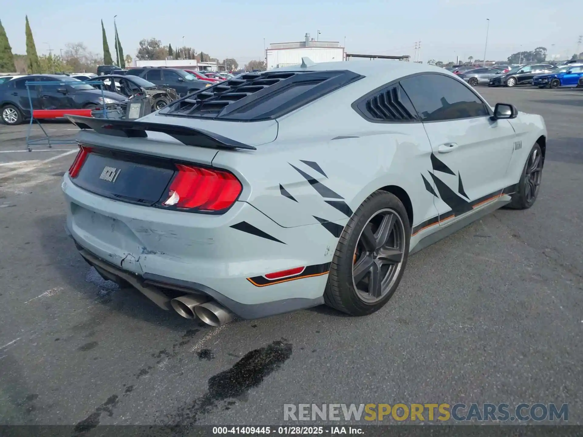 4 Photograph of a damaged car 1FA6P8R02P5502244 FORD MUSTANG 2023