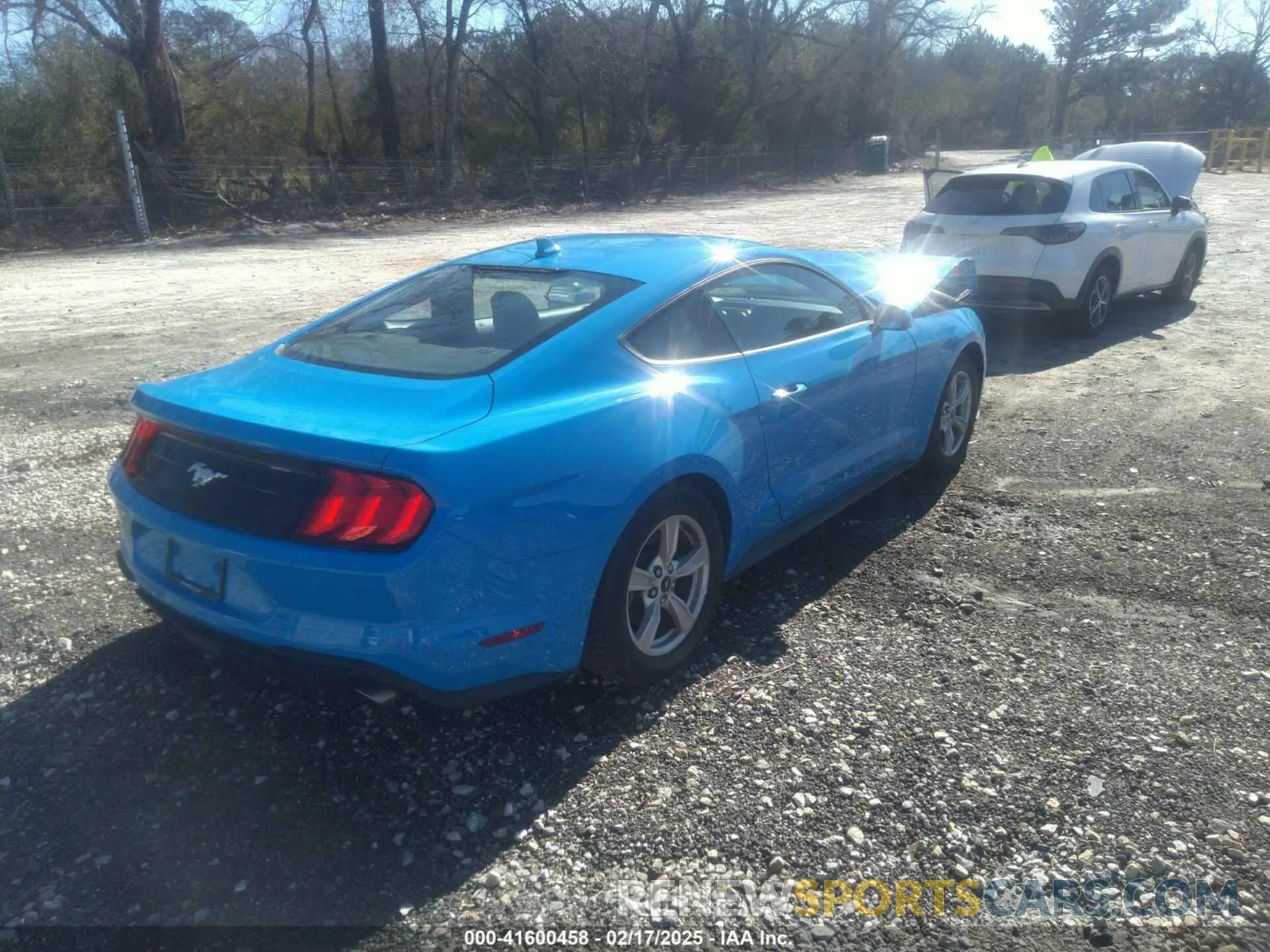 4 Photograph of a damaged car 1FA6P8TH5P5113600 FORD MUSTANG 2023